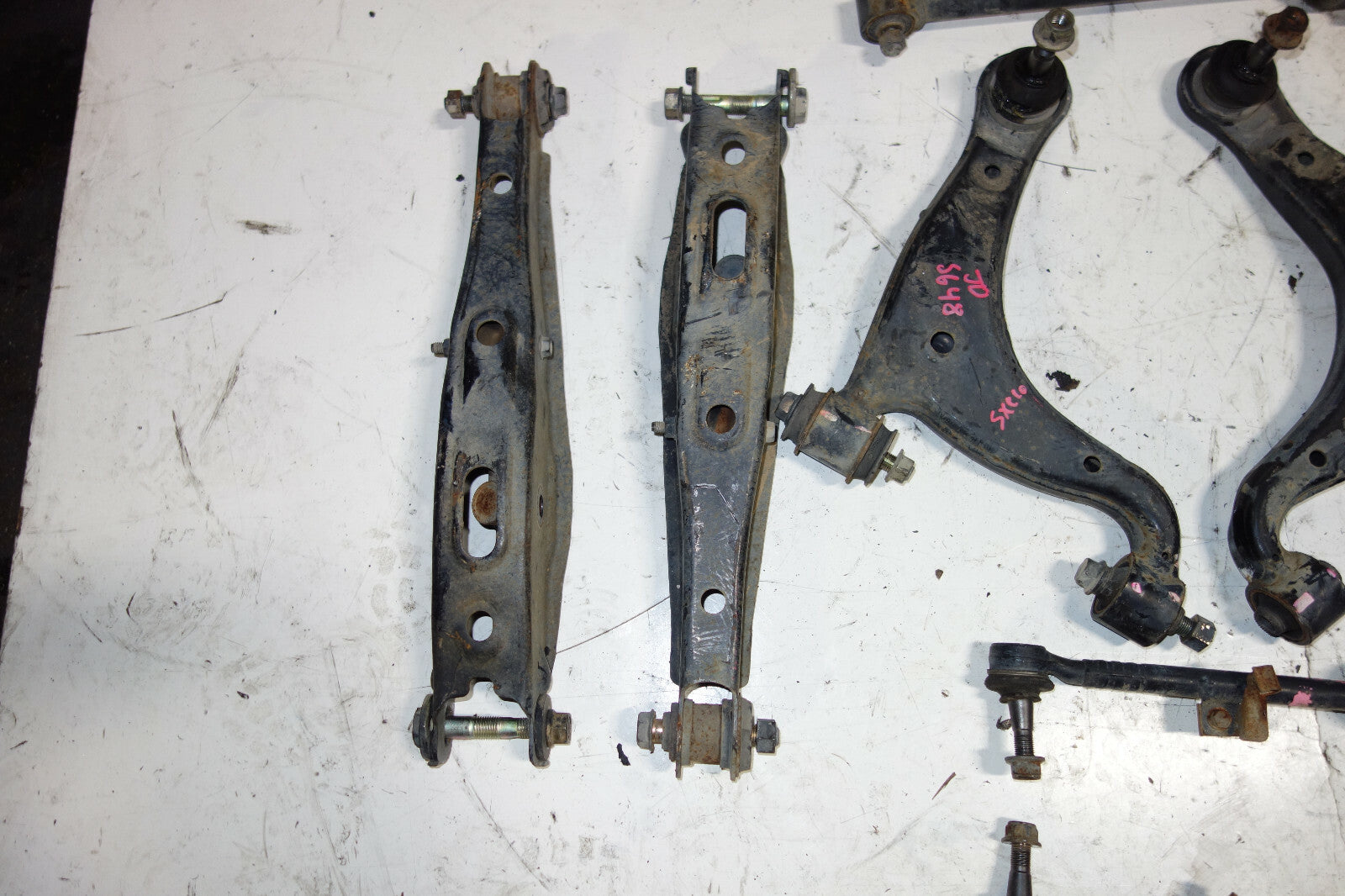 JDM Lexus IS300 / Altezza Rear Control Arms Suspension Set SXE10 OEM 2001-2005