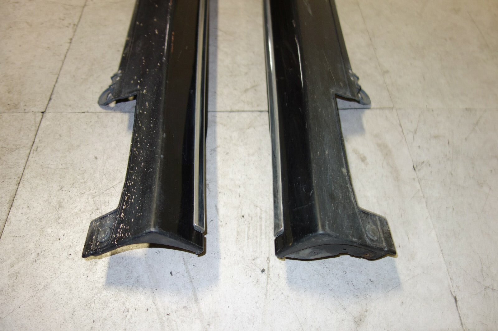 JDM Acura RL OEM Side Skirts Rocker Panels KB2 OEM 2009-2012 Pair  #3771
