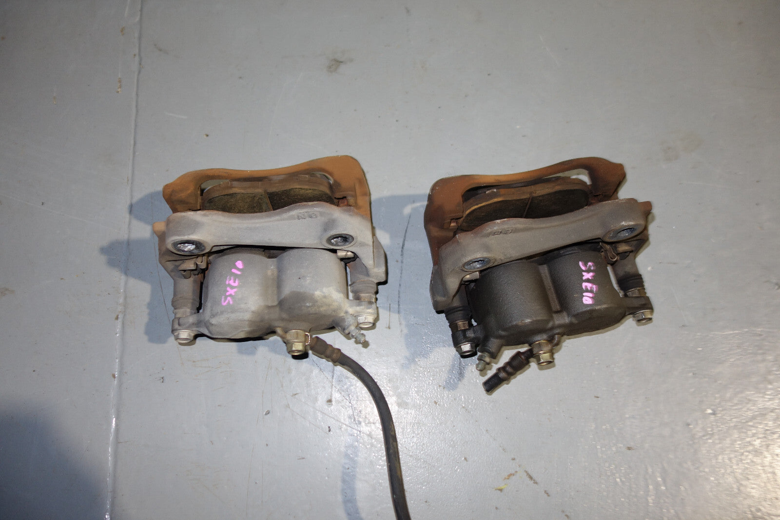 Genuine Lexus Is300 Front Brake Calipers Left & Right 2001 2002 2003 2004 2005