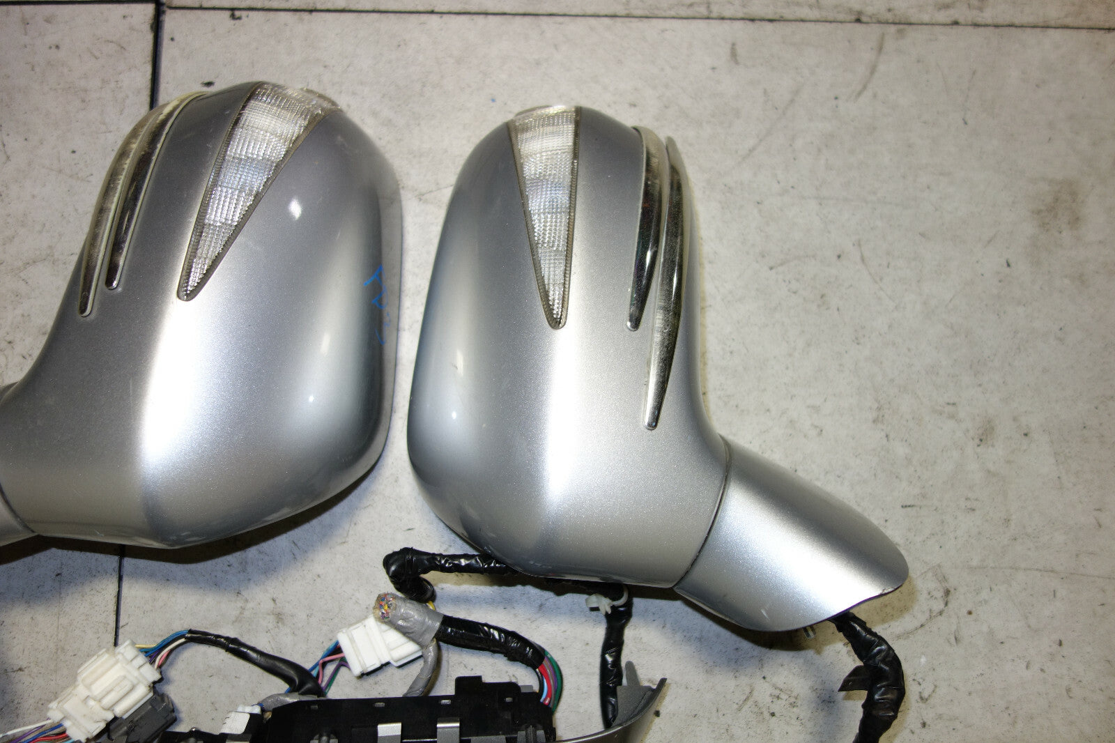 JDM Honda Civic CSX FD1 FD2 Power Folding Mirrors w/ Signal Lights 2006-2011 OEM