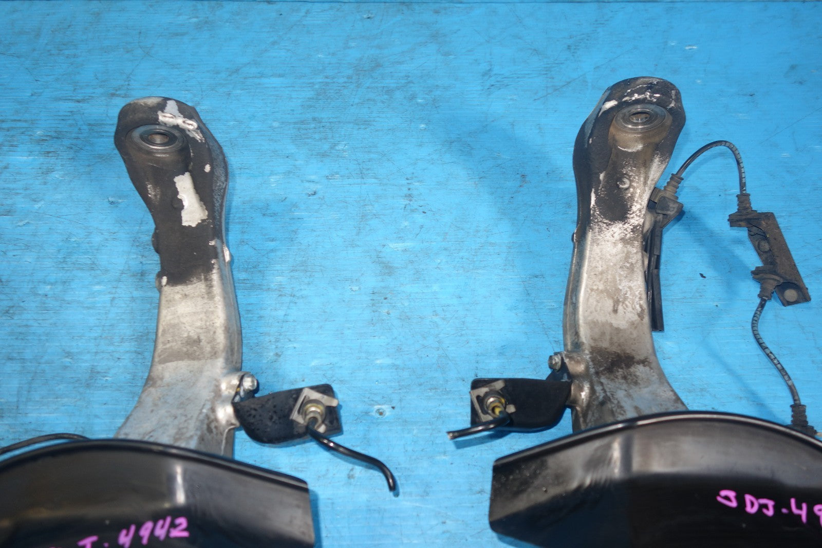 JDM Acura RL Front Wheel Hubs Bearings Spindles Knuckle Right & Left 2005-2012