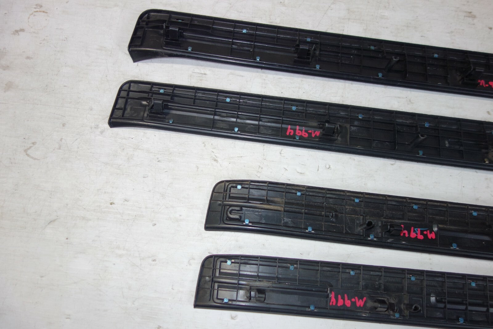 JDM ACURA RL HONDA LEGEND KB1 OEM DOOR SILLS TRIM SCUFF PLATES SIDE STEPS 05-08