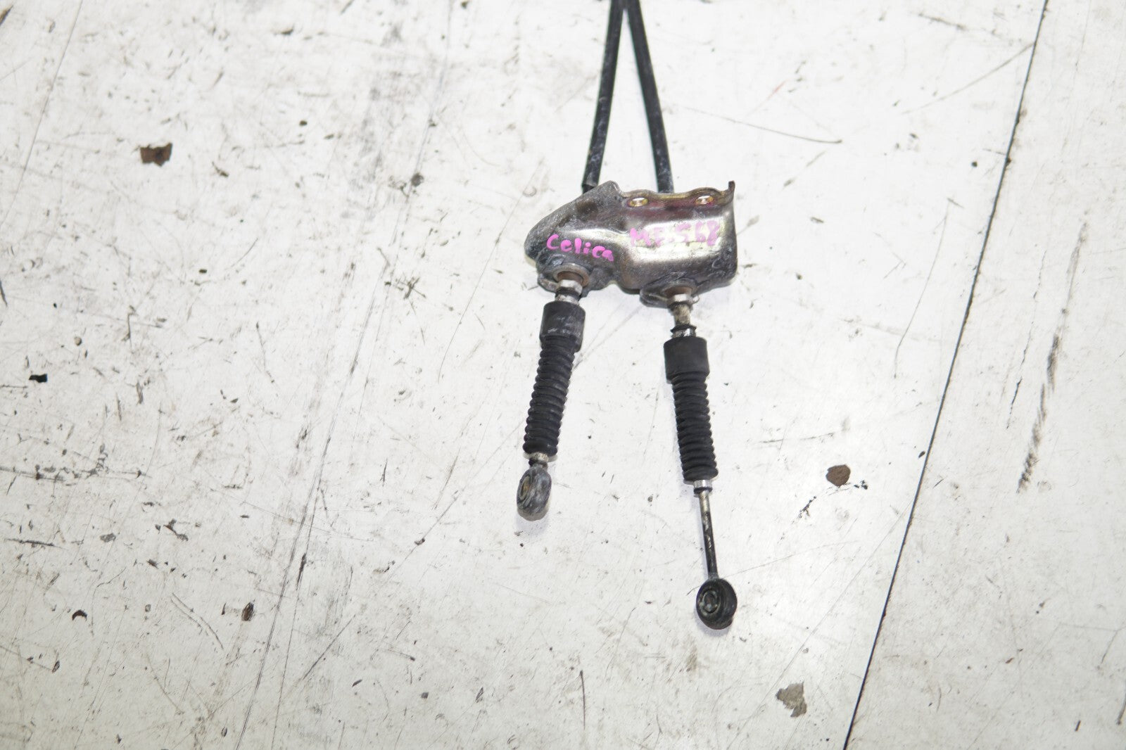 JDM 2001-2005 TOYOTA CELICA ZZT231 OEM SHIFTER CABLE 6 SPEED MANUAL M/T MF-568
