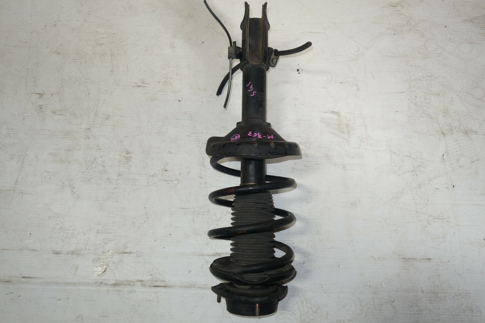 JDM 03-08 SUBARU FORESTER OEM KYB FRONT RIGHT SIDE SHOCK SPRING ASSEMBLY GENUINE
