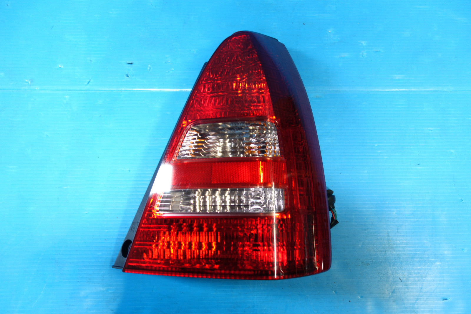 Subaru Forester Original Rear Right Tail Light Lamp Taillight RH 2003-2008