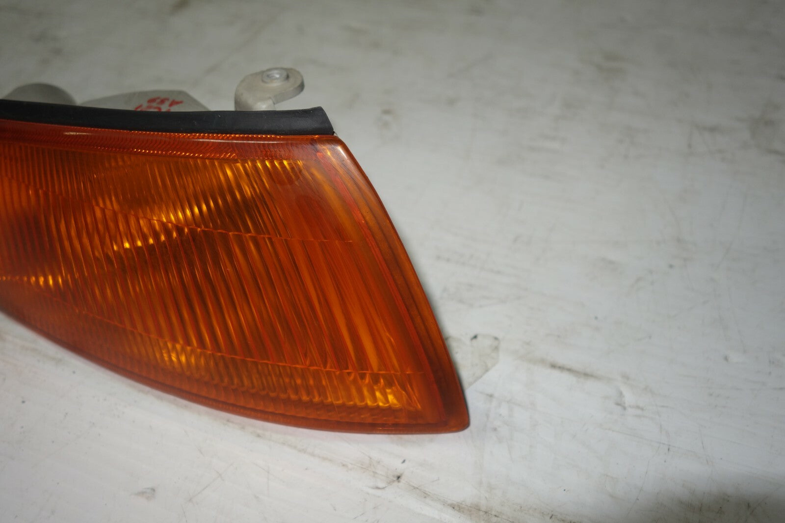 JDM 1996-1998 MITSUBISHI LANCER AVO 4 OEM FRONT RIGHT CORNER LIGHT SIGNAL LIGHTS
