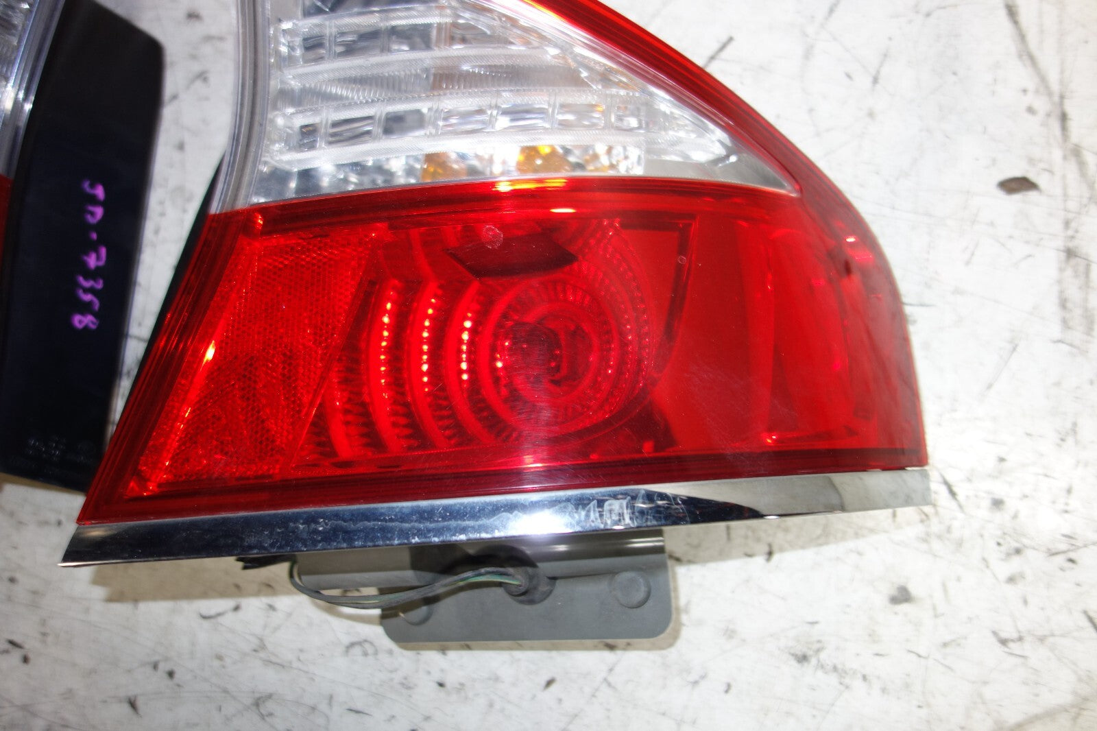 JDM SUBARU LEGACY BL5 OEM USED TAIL LIGHTS  LAMPS 4 DOOR SEDAN 2005-2009