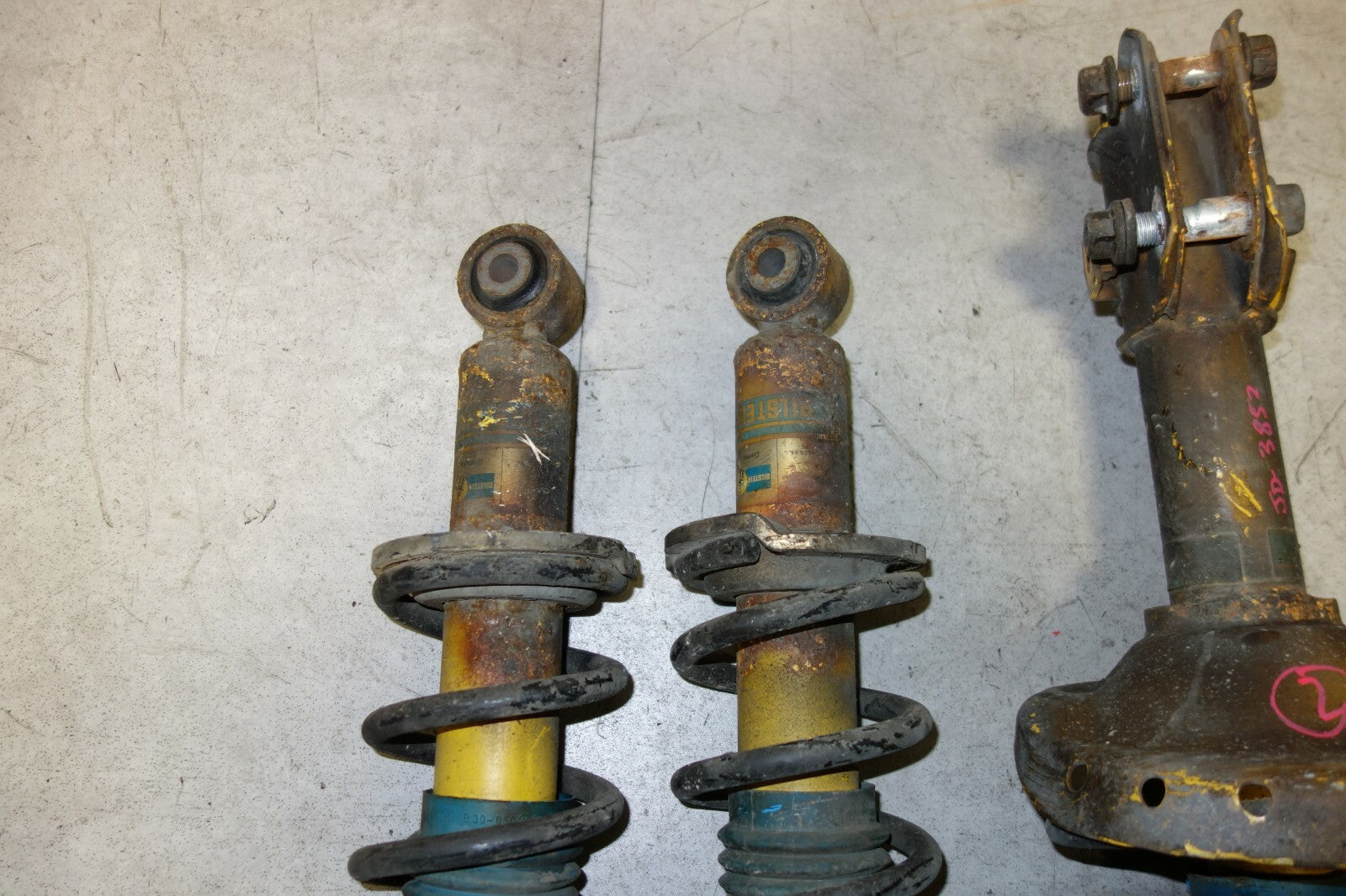 JDM Subaru Legacy B8 Performance Shocks Struts Springs Suspension 2005-2009