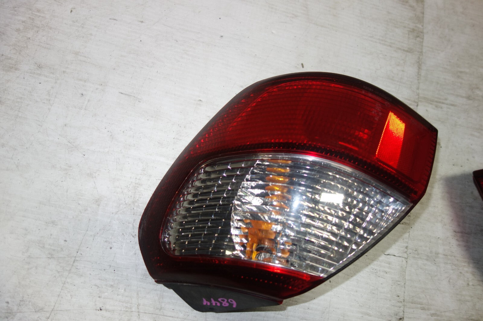 JDM Subaru Legacy Wagon Taillights BH5 Left & Right 2000 2001 2002 2003 2004