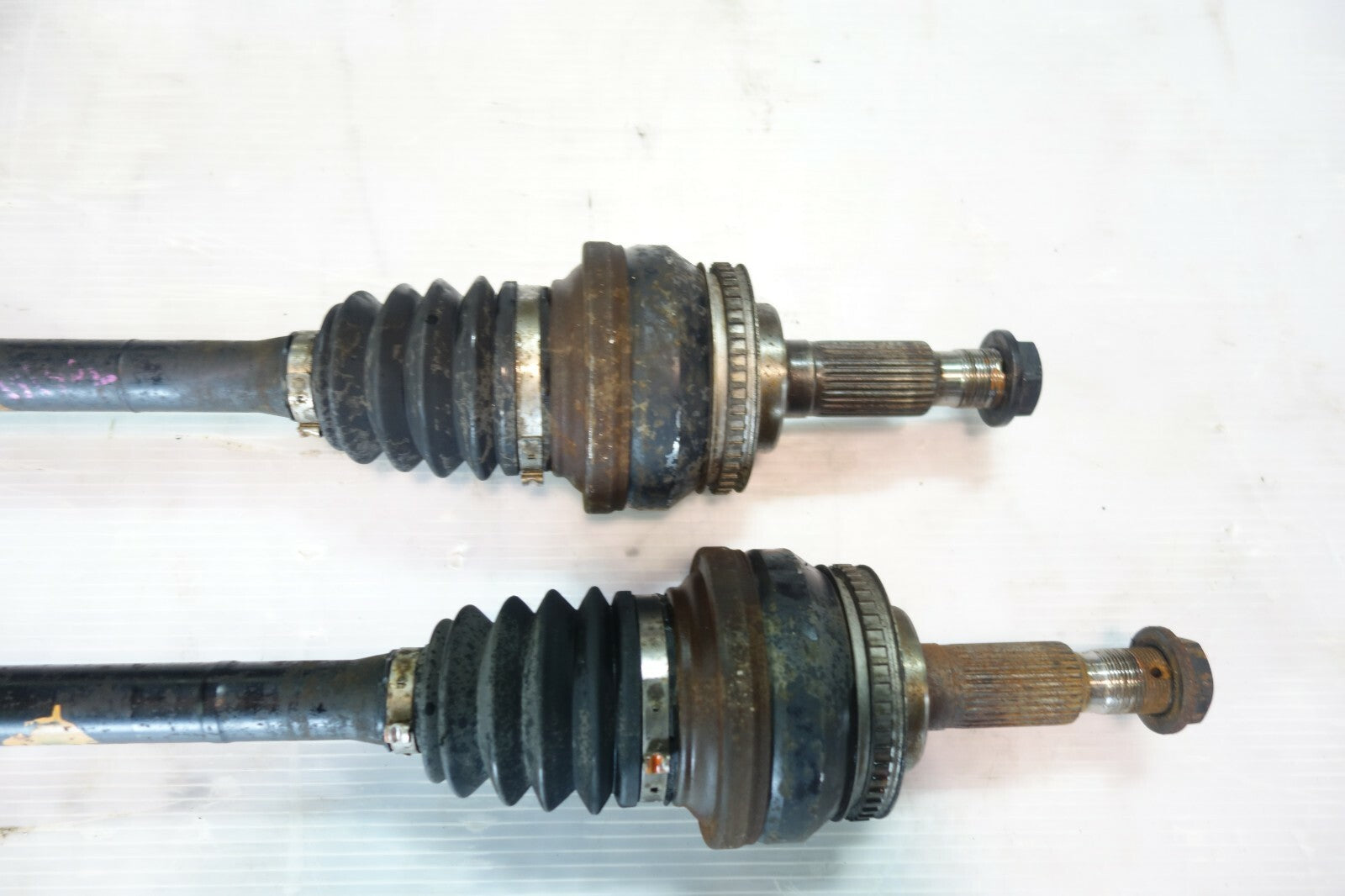 Toyota Aristo / Lexus GS300 GS400 GS430 Rear CV Axles Drive Shaft 2jzgte 98-2005