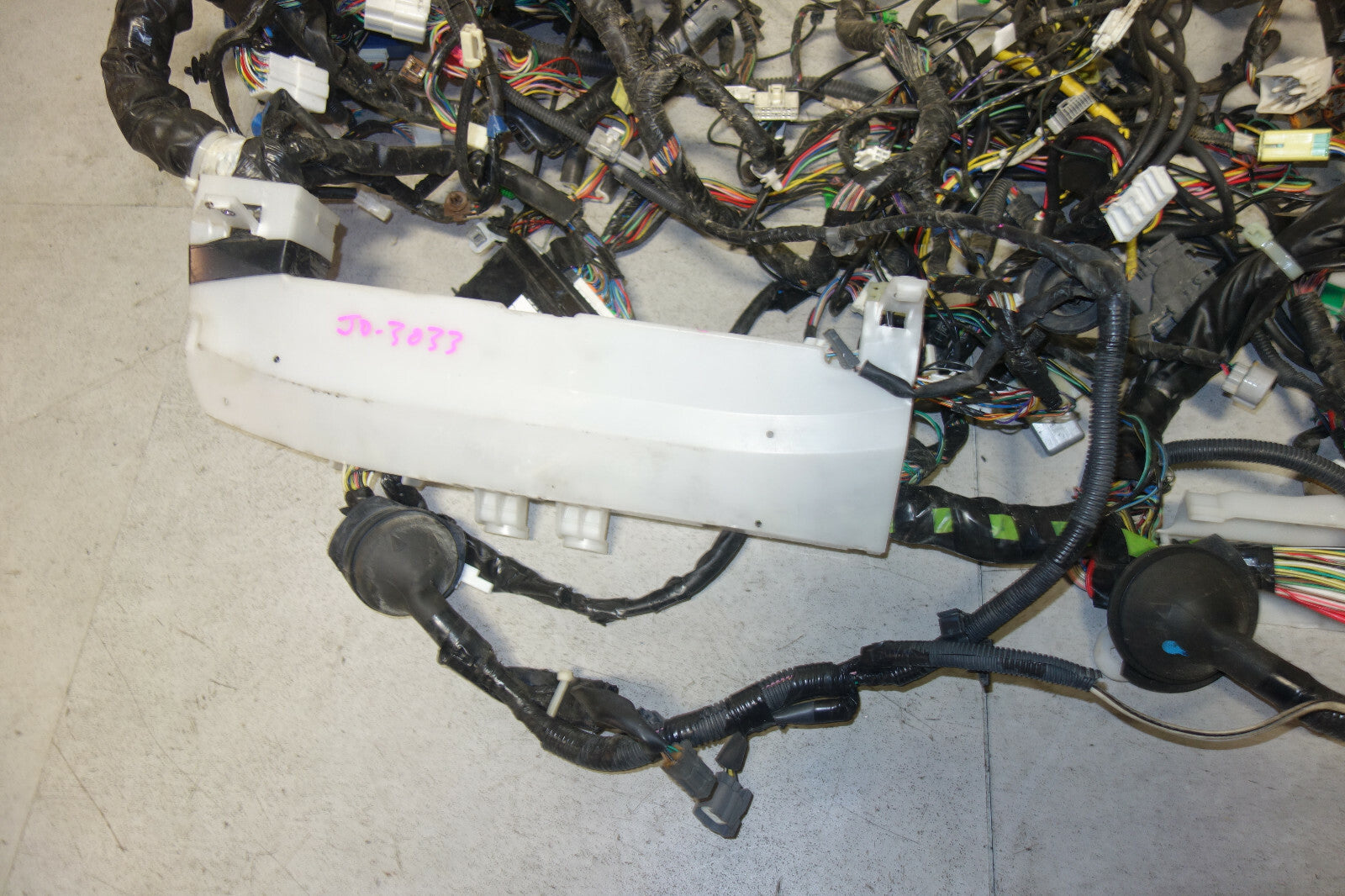 JDM Subaru Legacy EJ20 Turbo 6speed Computer Wire Harness Loom Wiring 22611AN150