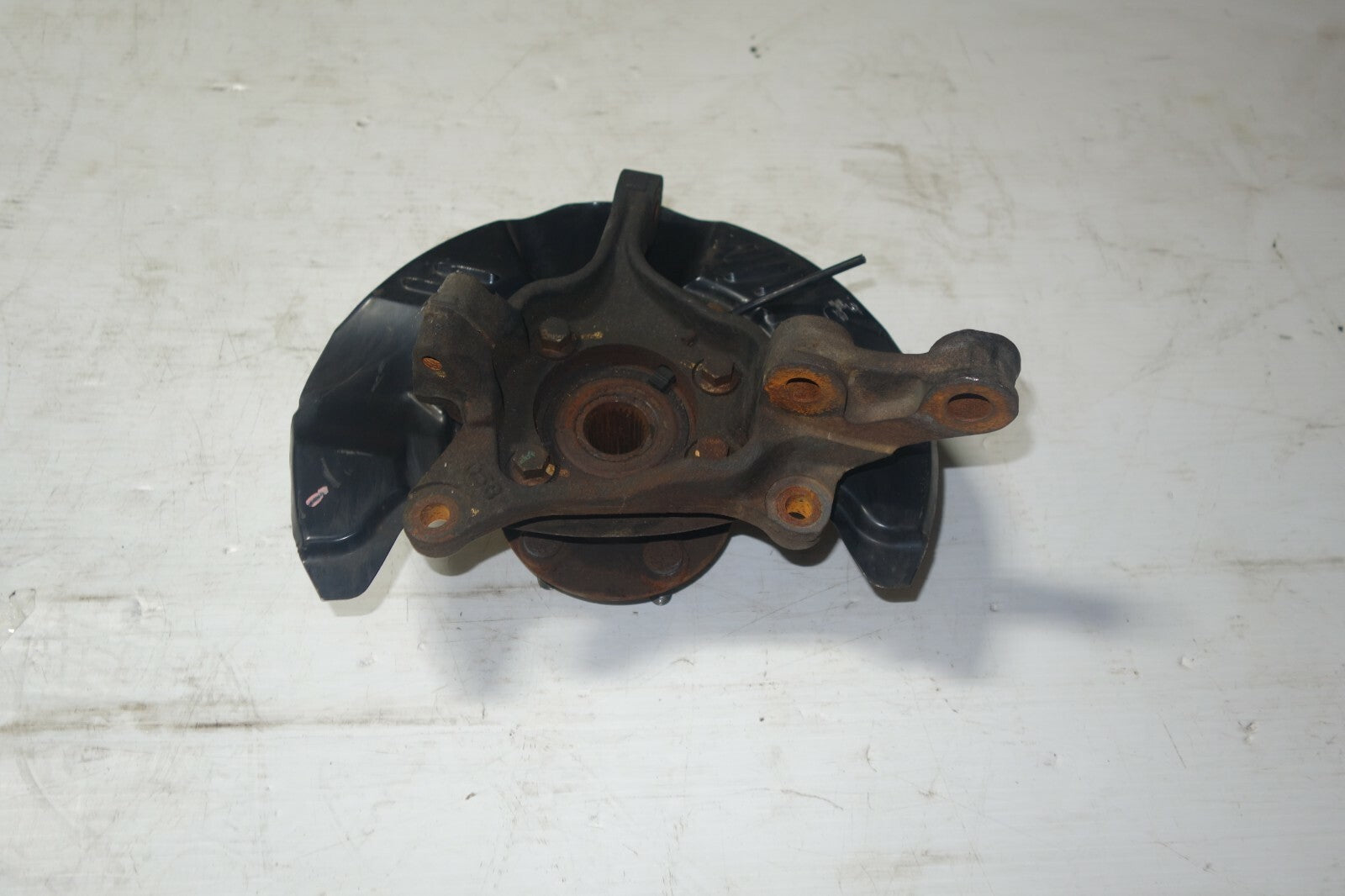 JDM 08-14 SUBARU IMPREZA WRX OEM FRONT GENUINE RIGHT KNUCKLE SPINDLE HUB GENUINE