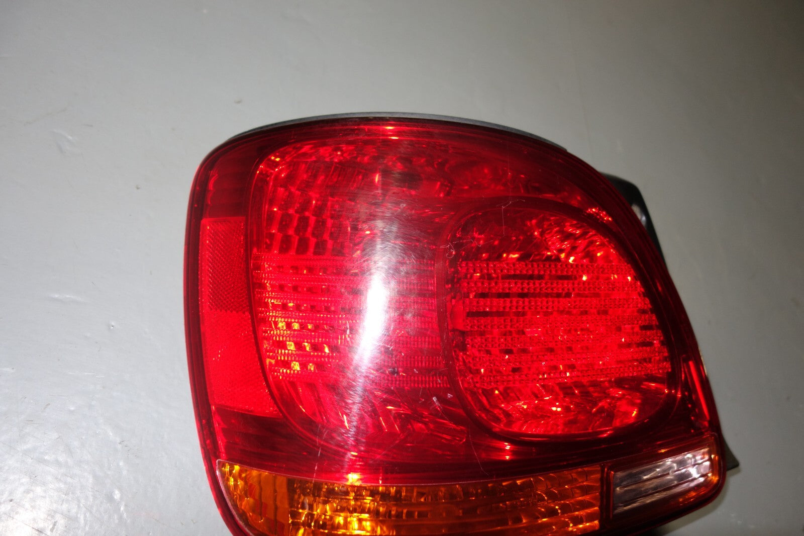 JDM 98-05 TOYOTA ARISTO TAIL LIGHT LEFT SIDE LEXUS GS300  GS400 GS430 TAIL LIGHT