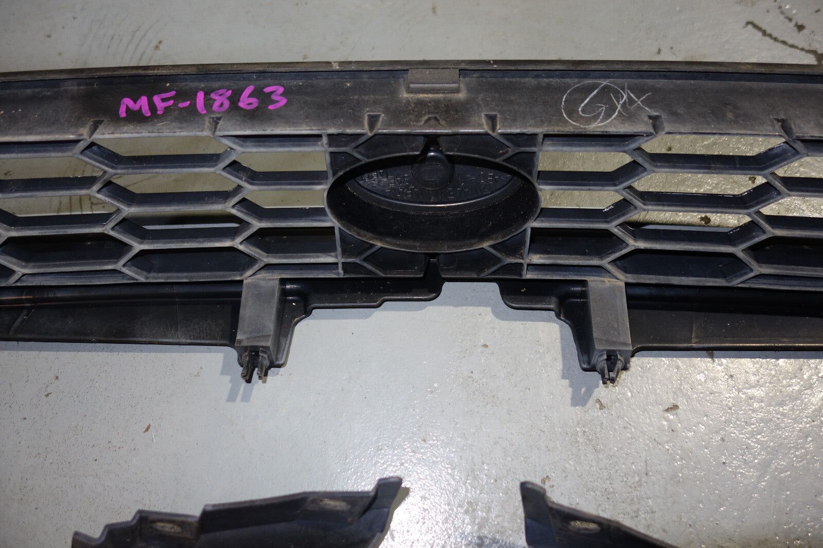 JDM Subaru Impreza WRX STi V7 Grille Outback Sport  Front Grille TS RS 2002-2003