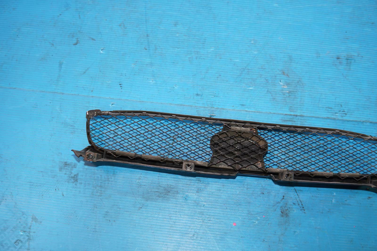 JDM Subaru Impreza WRX STi Outback Sport TS RS Front Grille 2004-2005 Grill V8