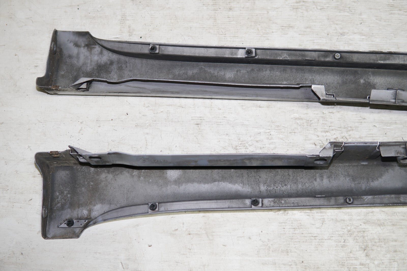 JDM 2010-2015 TOYOTA OEM PRIUS SIDE SKIRTS ROCKER PANELS ZVW30 LEFT & RIGHT