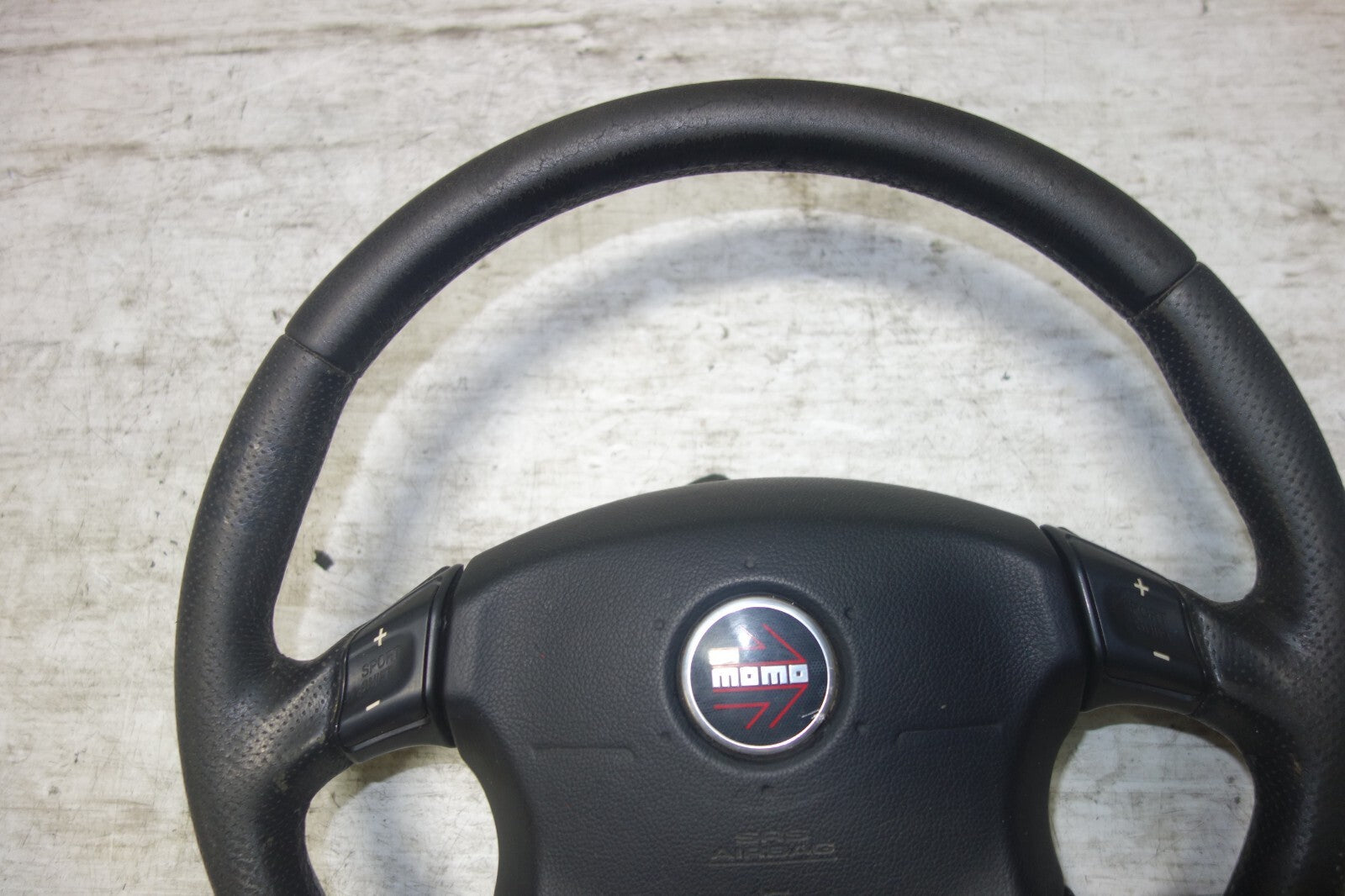 JDM Subaru Forester MoMo Steering Wheel 2003 2004 2005 2006 2007 2008 OEM Japan