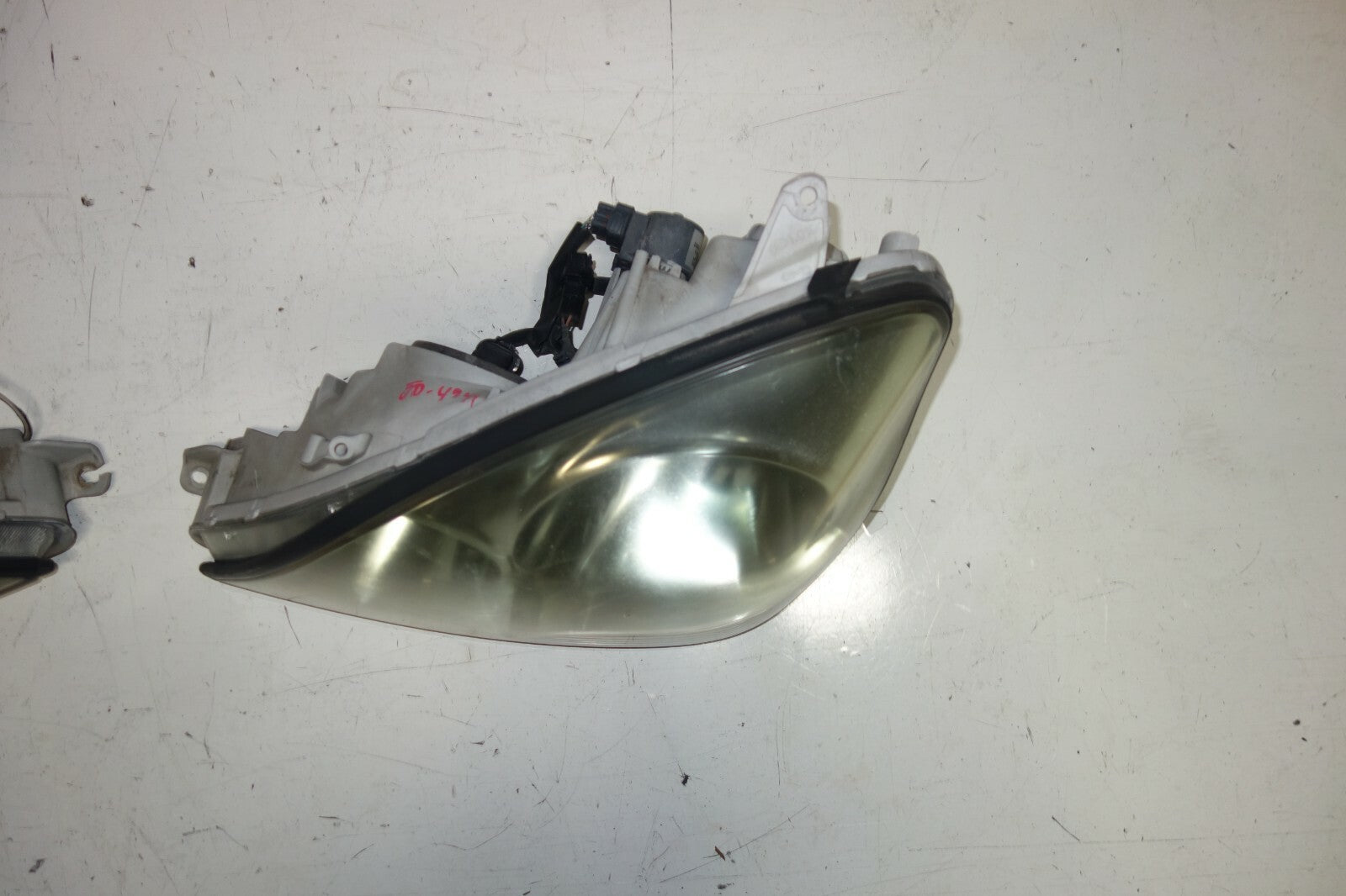 JDM 2001-2003 LEXUS LS430 OEM HEAD LIGHTS HEAD LAMPS TOYOTA CELSIOR HEADLIGHTS