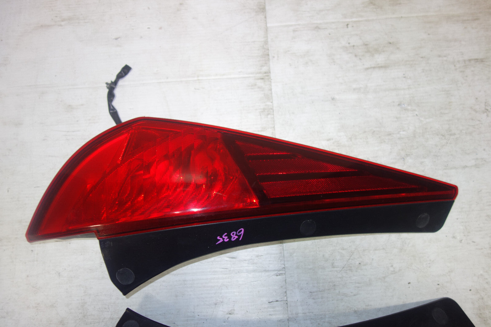 JDM Nissan 350Z Tail lights Tail lamps Left & Right OEM Fairlady 2003 2004 2005