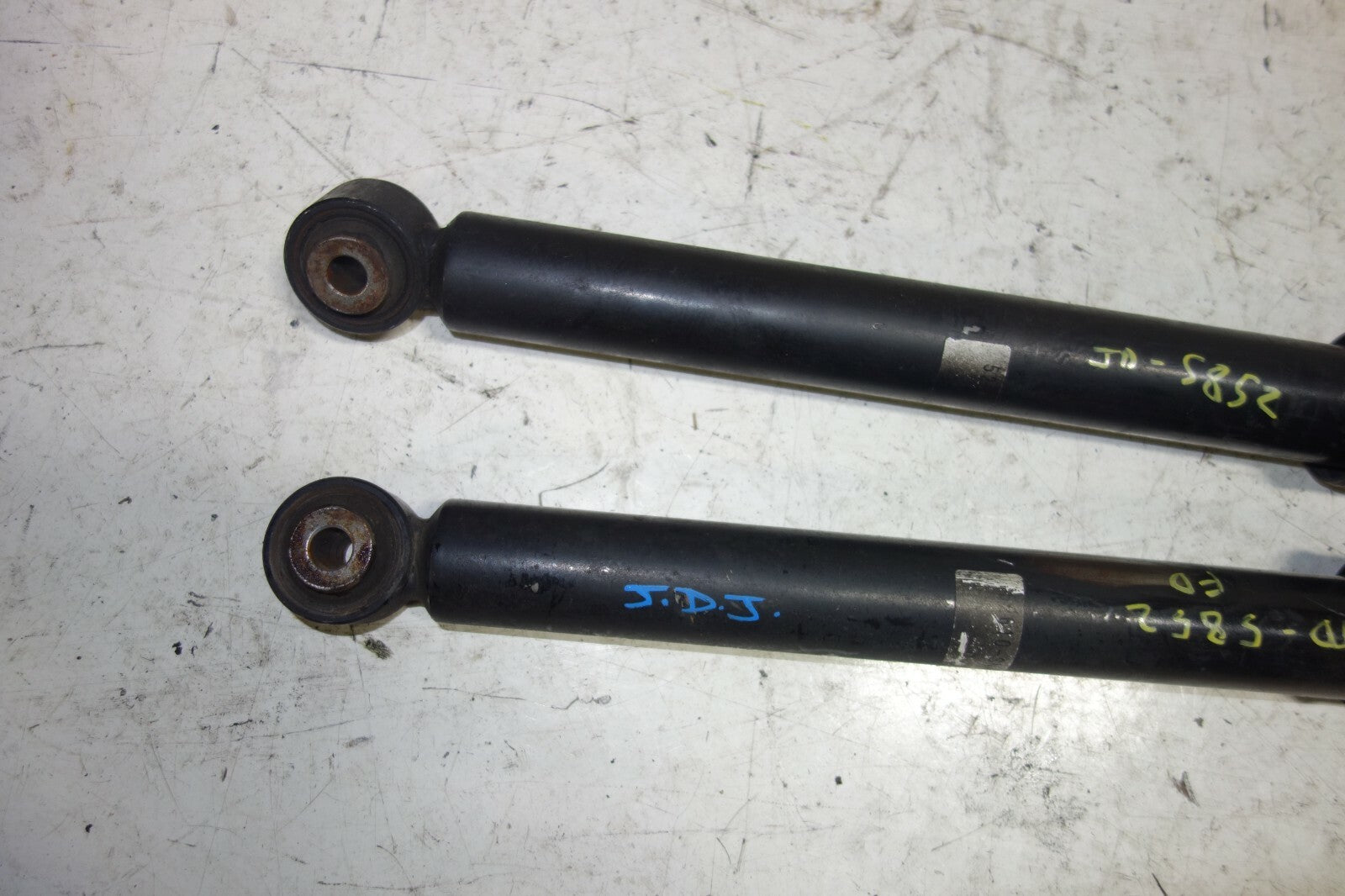 JDM Honda Civic FD1 Rear Strut / Shocks 2006 2007 2008 2009 2010 2011 Pair