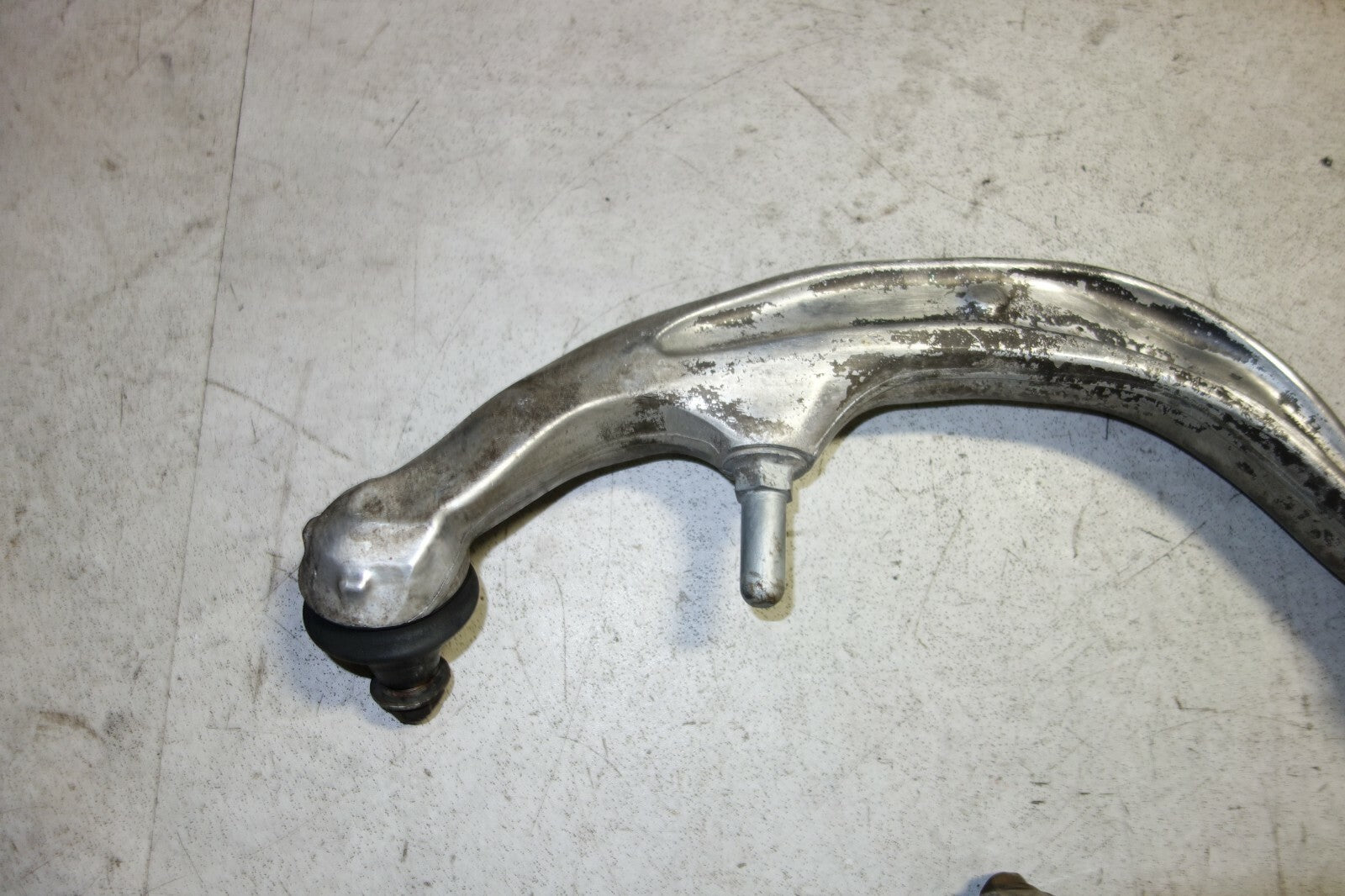 JDM Nissan 350z / G35 OEM Front Lower Control Arm Pair Rearward Forward LH 03-09