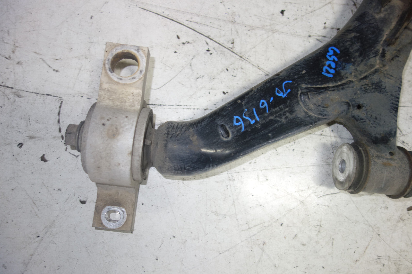 JDM Lexus IS250 IS350 Front Lower Control Arms 2006-2013 Japan Authentic