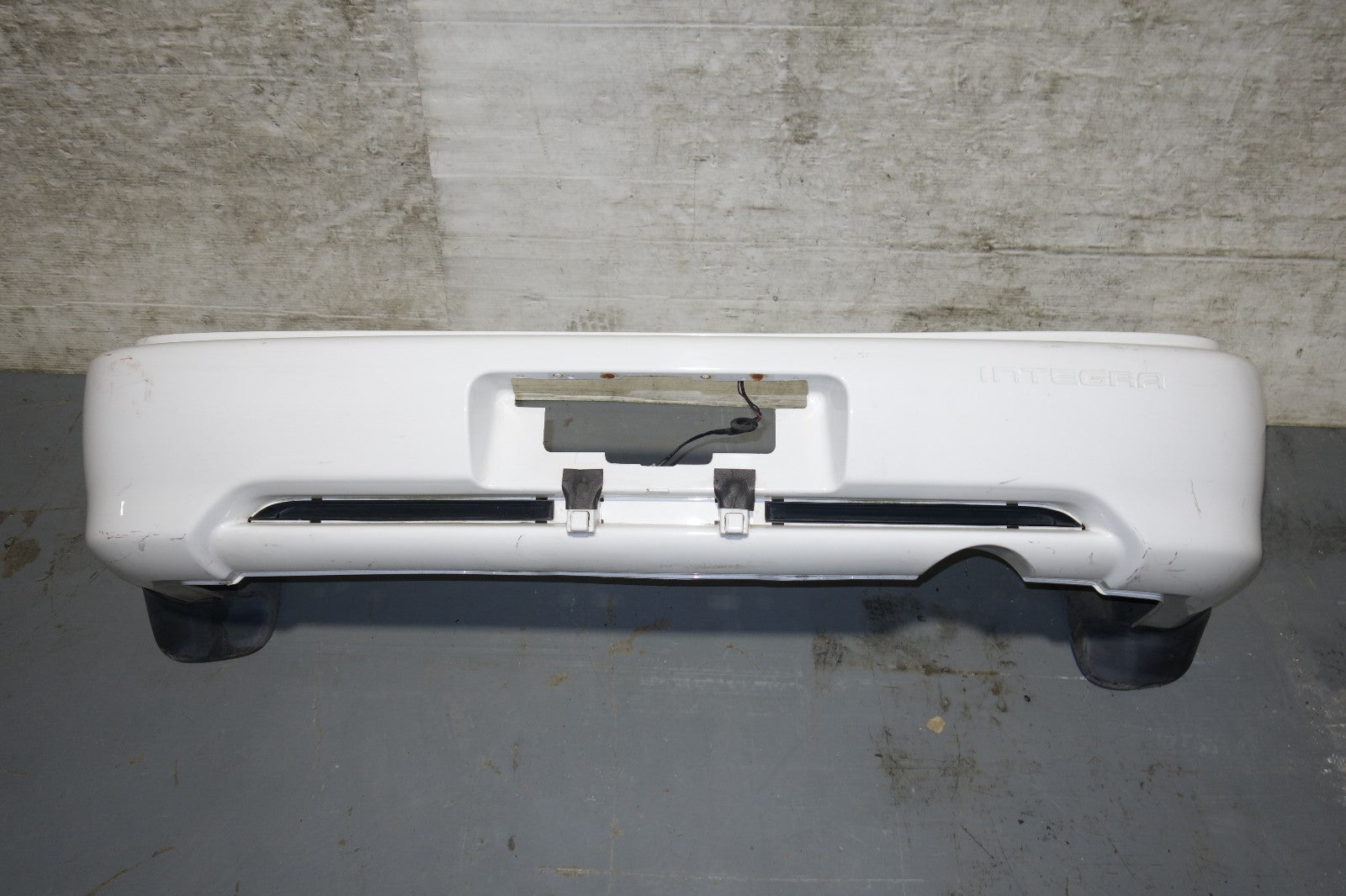 JDM 1998-2001 Spec Acura Integra Type R DC2 OEM 2-DR Rear Bumper Cover 1994-2001