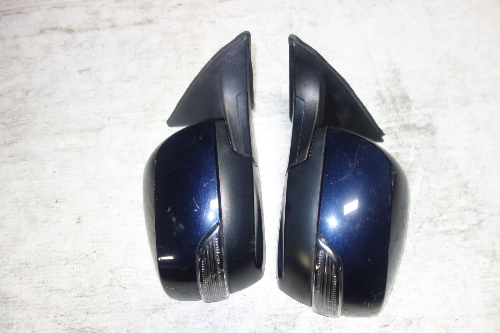 JDM 2010-2014 Subaru Legacy BR BM Power Folding Mirrors + Signal Lights OEM