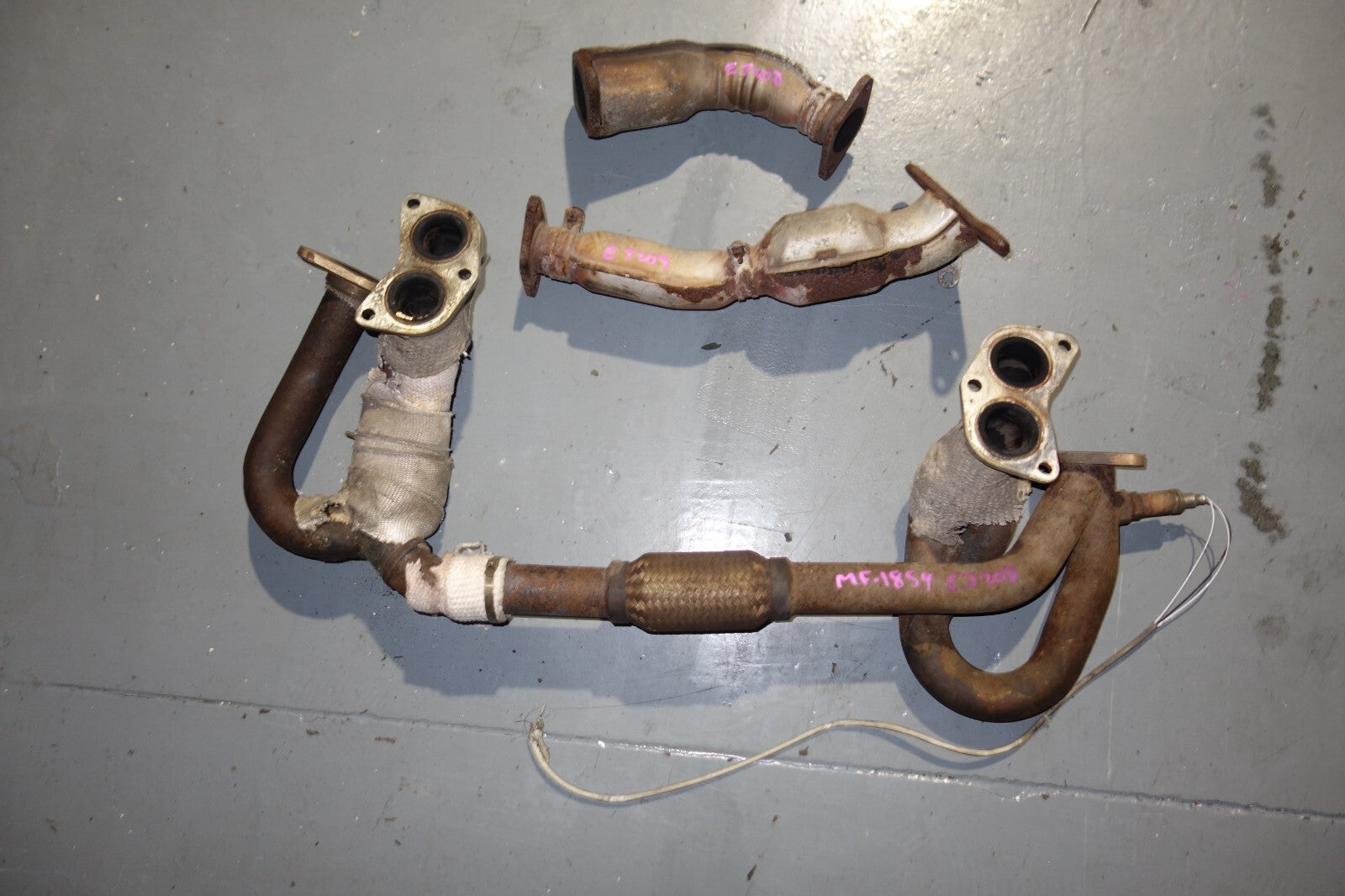 JDM 2000-2004 SUBARU LEGACY B4 EJ20 SUBARU EXHAUST  EXHAUST MANIFOLD TWIN TURBO