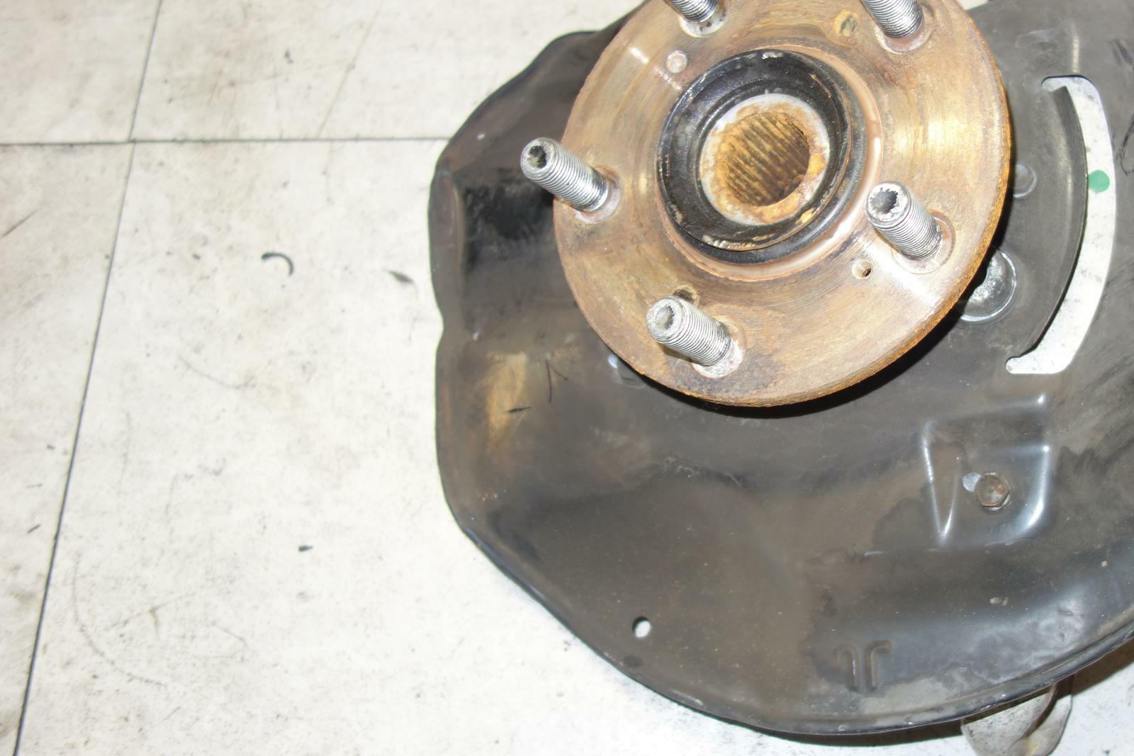 Genuine Acura RL Front Left Wheel Hub Bearing Knuckle Spindle Low Mile 2005-2012