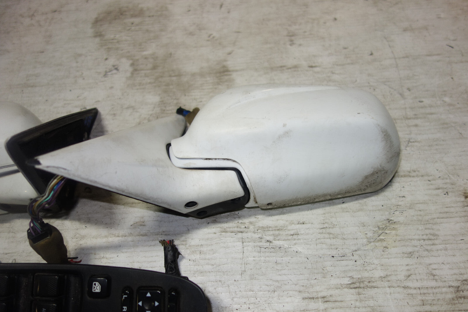 JDM Subaru Legacy Mirrors Power Folding Switch BH5/BE5 Left Right 2000-2004