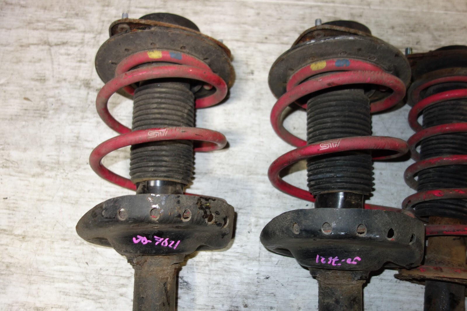 JDM 2005-2009 SUBARU LEGACY STI  SHOCKS FRONT & REAR COIL STRUTS