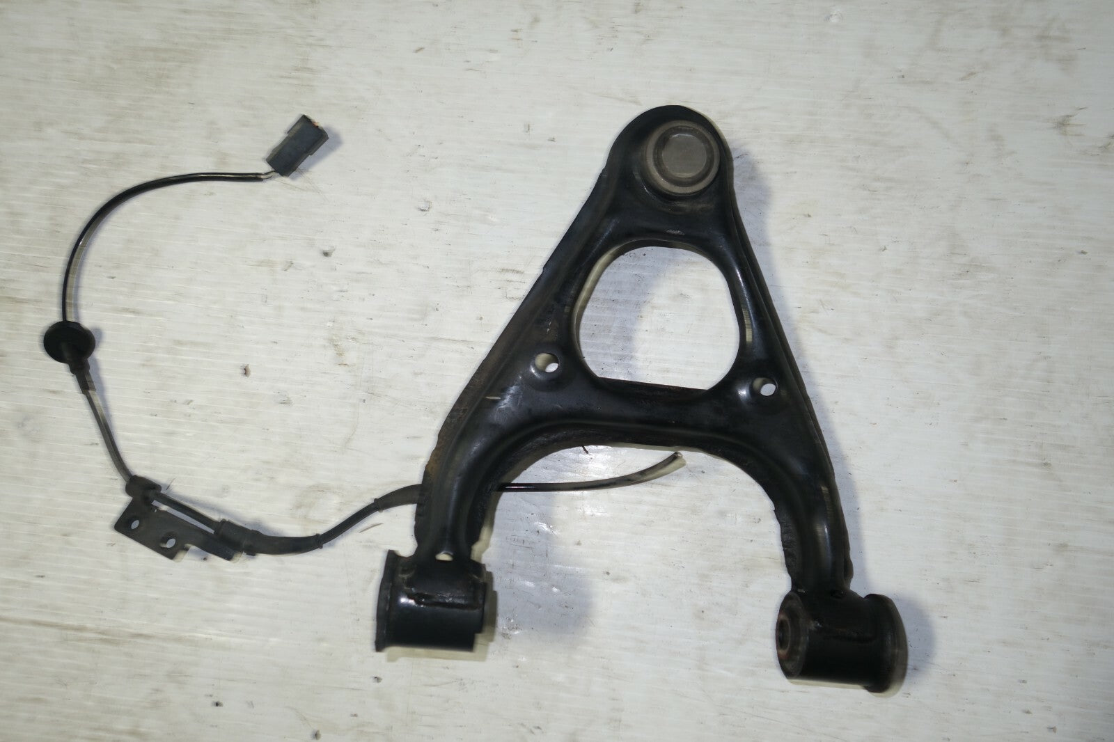 JDM 1999-2005 MAZDA MIATA OEM FRONT UPPER CONTROL ARM  BALL JOINT RIGHT SIDE