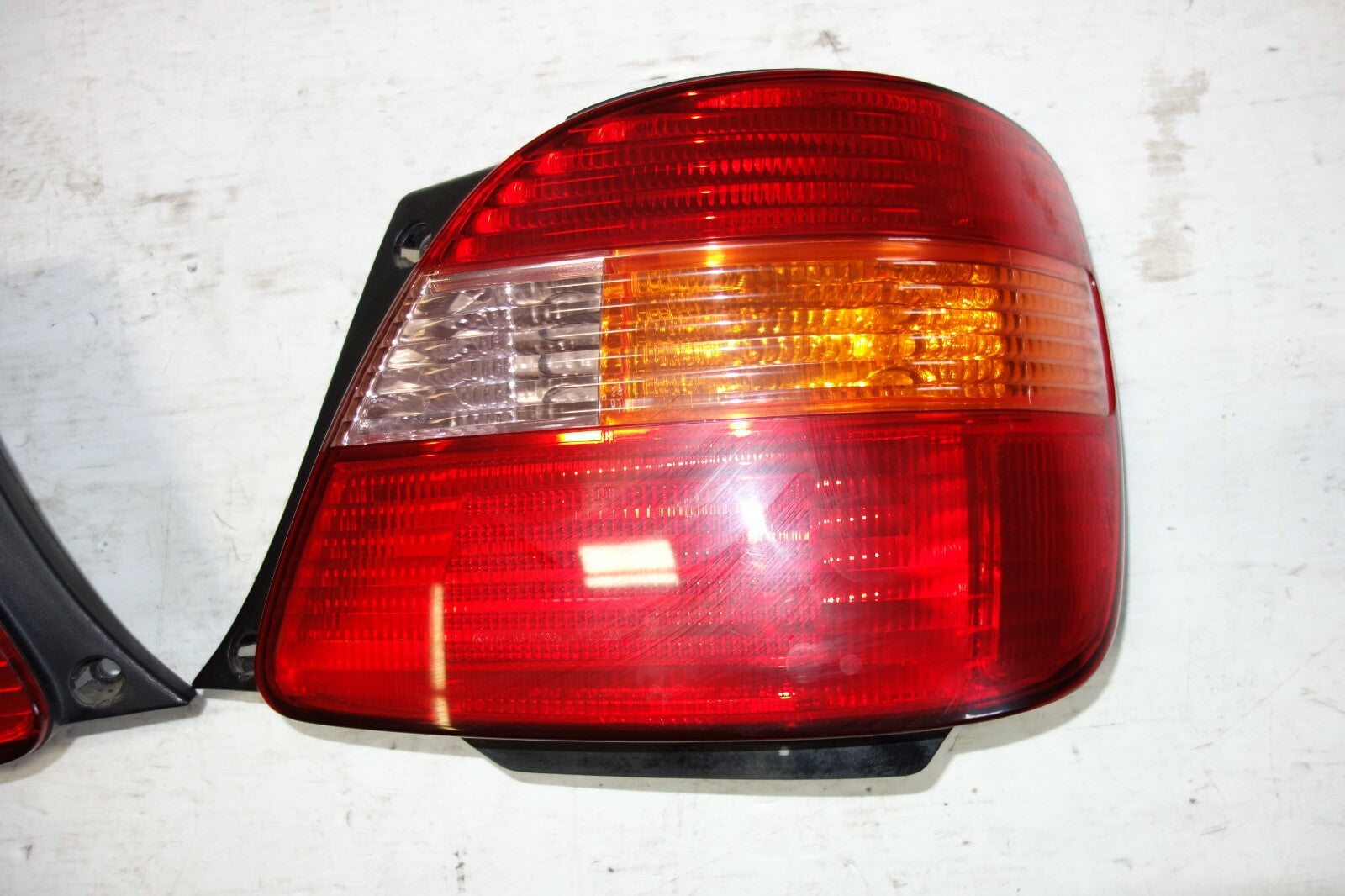 JDM 1998-2005 TOYOTA ARISTO LEXUS GS300  GS400 GS430 TAIL LIGHTS LAMPS SET