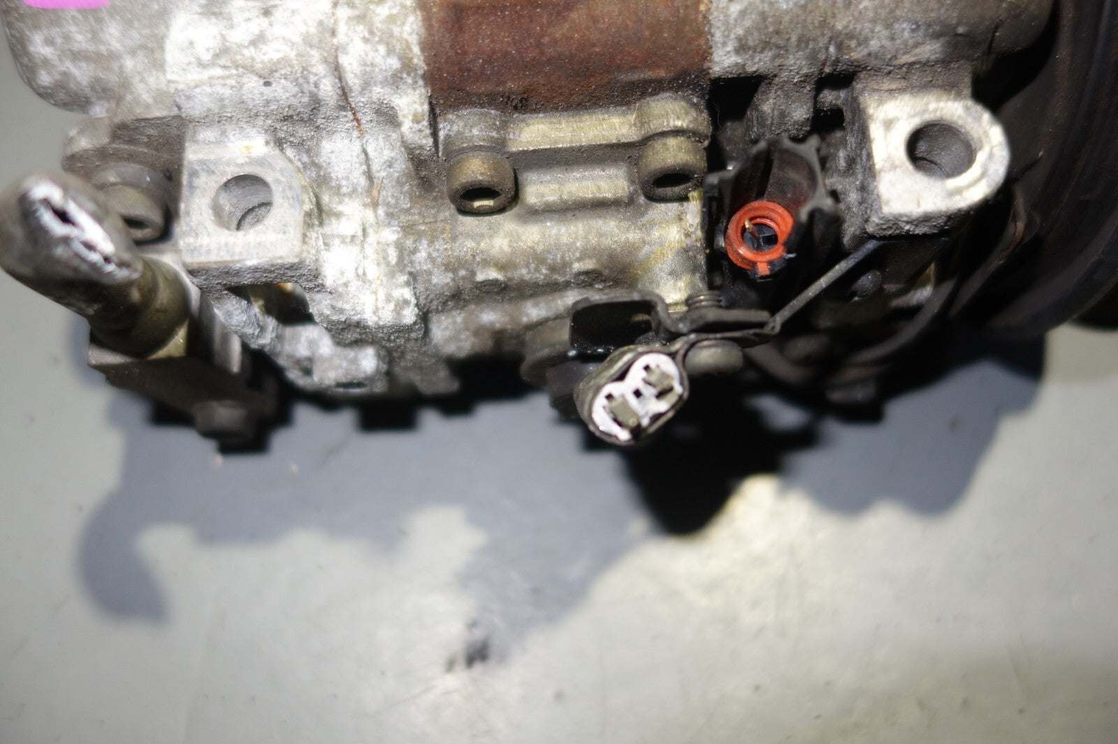 JDM SUBARU LEGACY B4 TWIN TURBO AC COMPRESSOR EJ208 EJ206 AIR A/C Clutch 2000-04