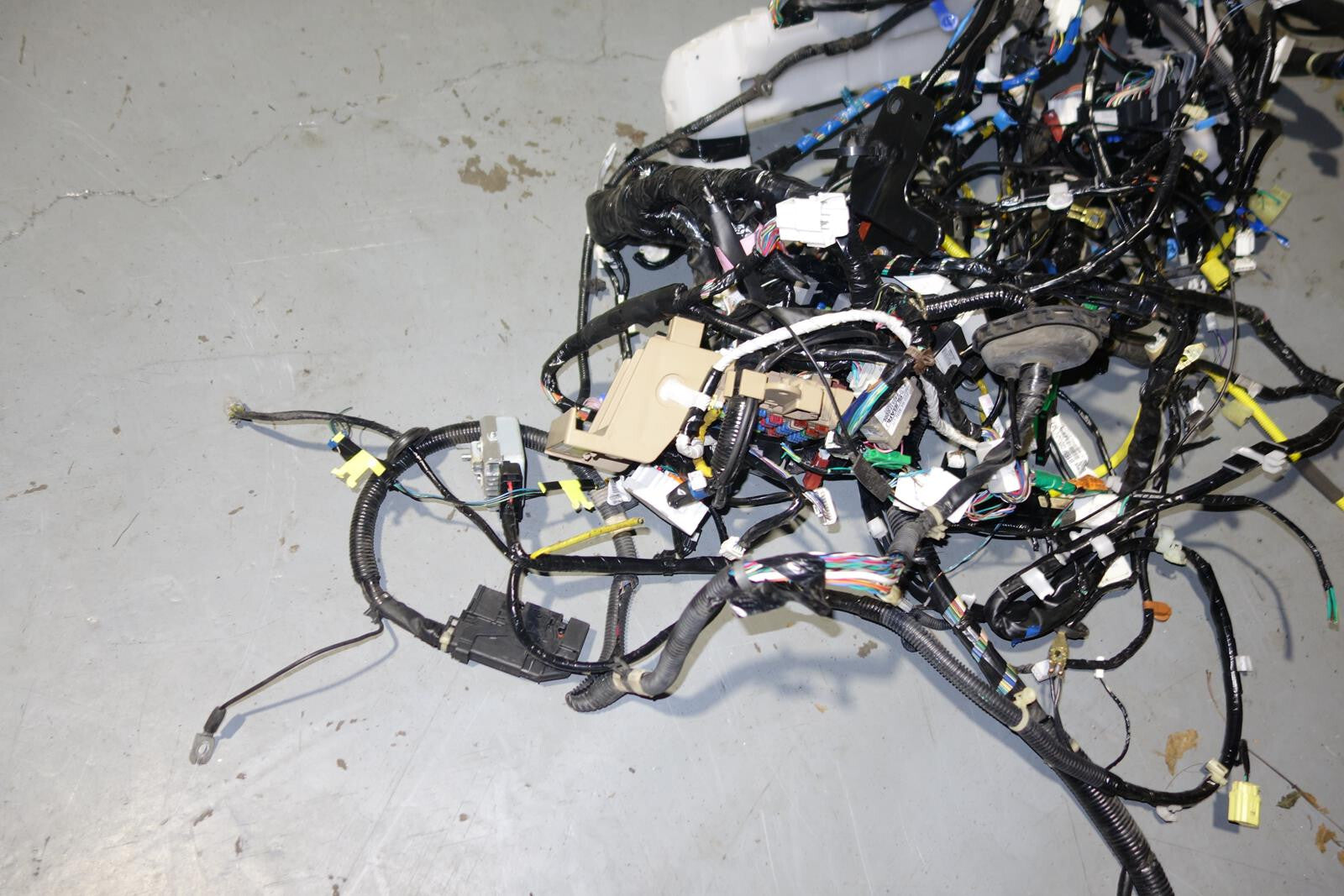 JDM Subaru WRX STi V10 EJ207 AVCS Turbo Computer Wire Harness Wiring 22611AN321