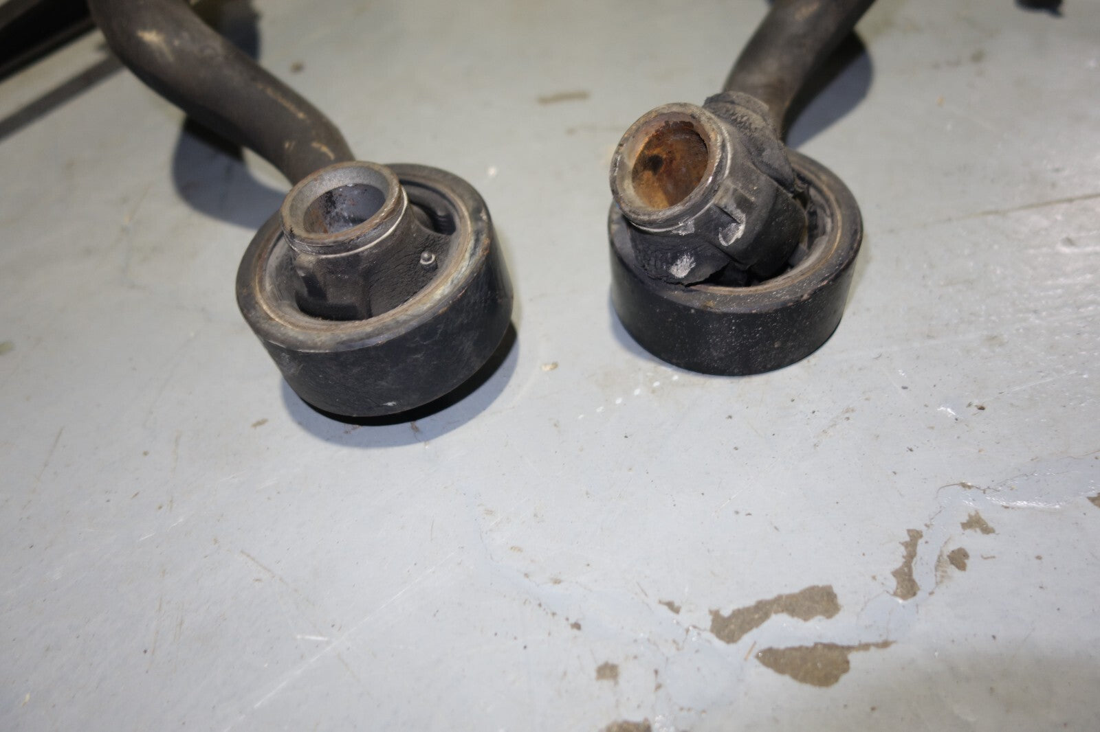 JDM 01-05 LEXUS IS300 OEM FRONT LOWER CONTROL ARM LEFT & RIGHT SXE10 ALTEZZA