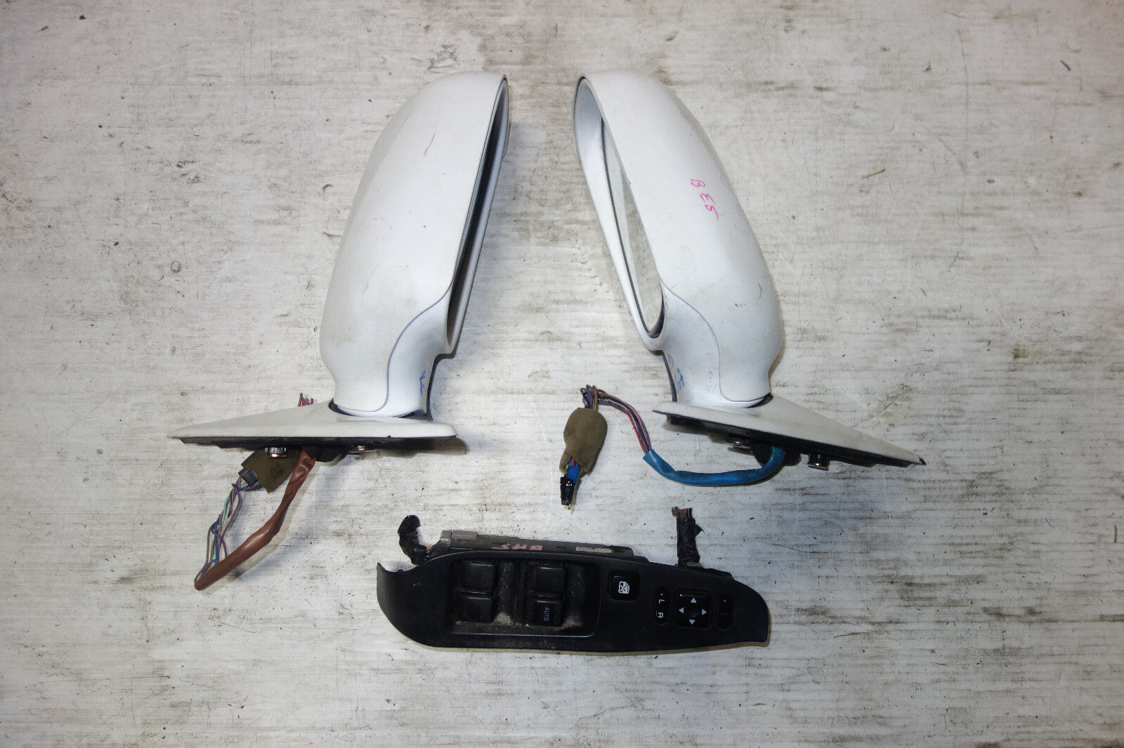 JDM Subaru Legacy Mirrors Power Folding Switch BH5/BE5 Left Right 2000-2004