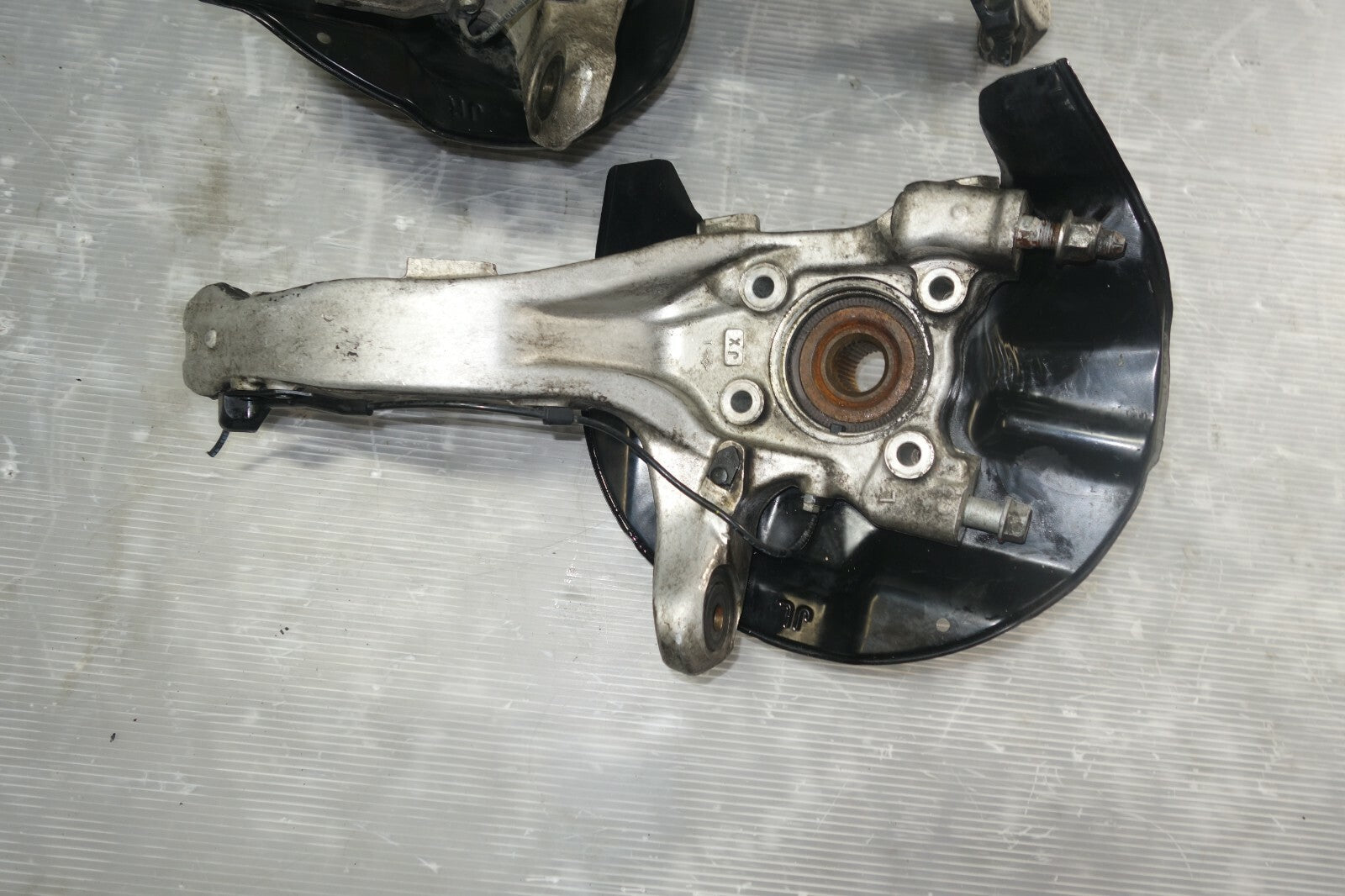 JDM 2005-2012 ACURA RL KB1  OEM FRONT WHEEL HUB BEARING SPINDLE KNUCKLE LH &RH