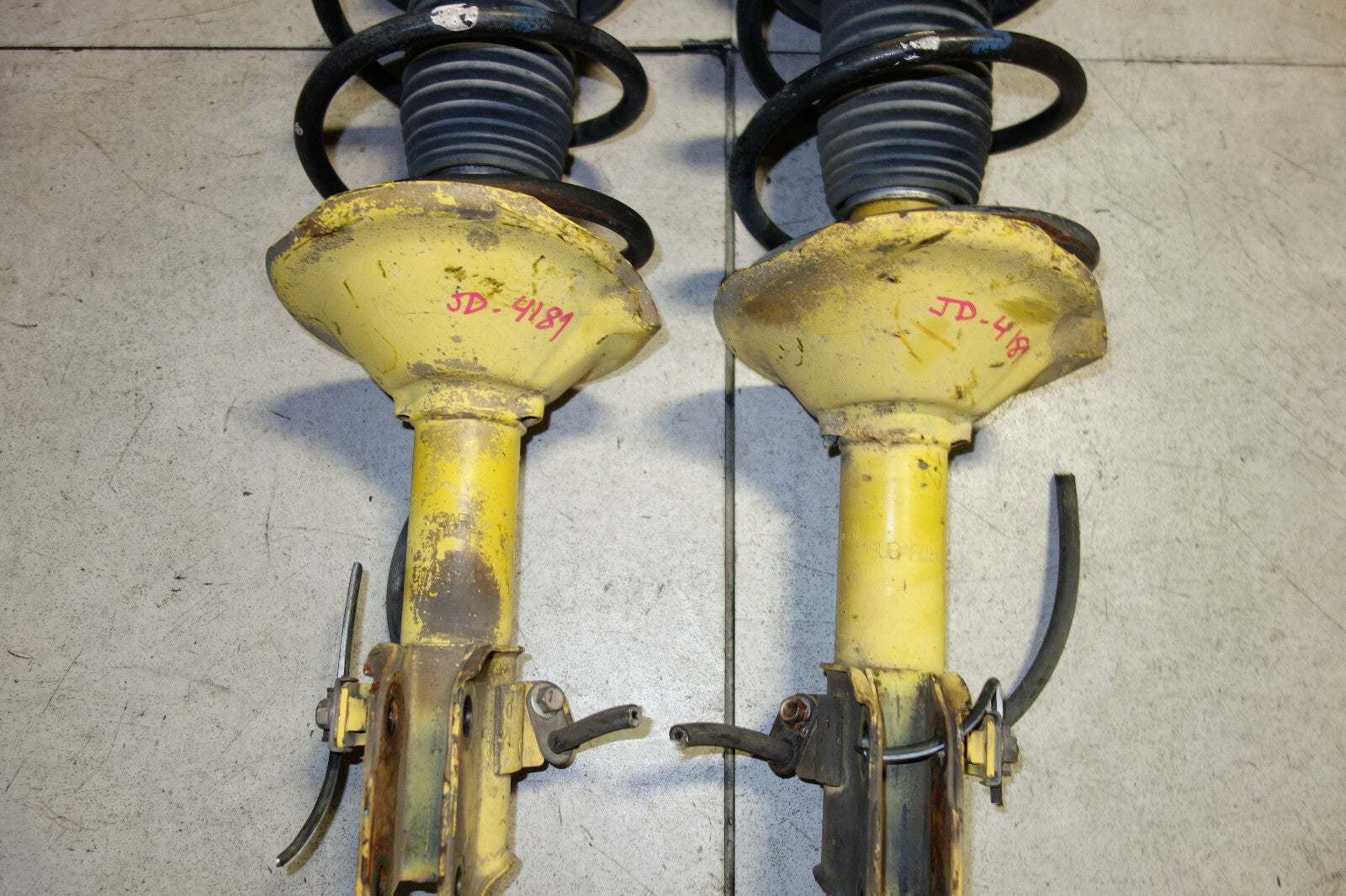 JDM Subaru Legacy Impreza WRX STi Forester Front Shocks Coil Spring Struts 90-04