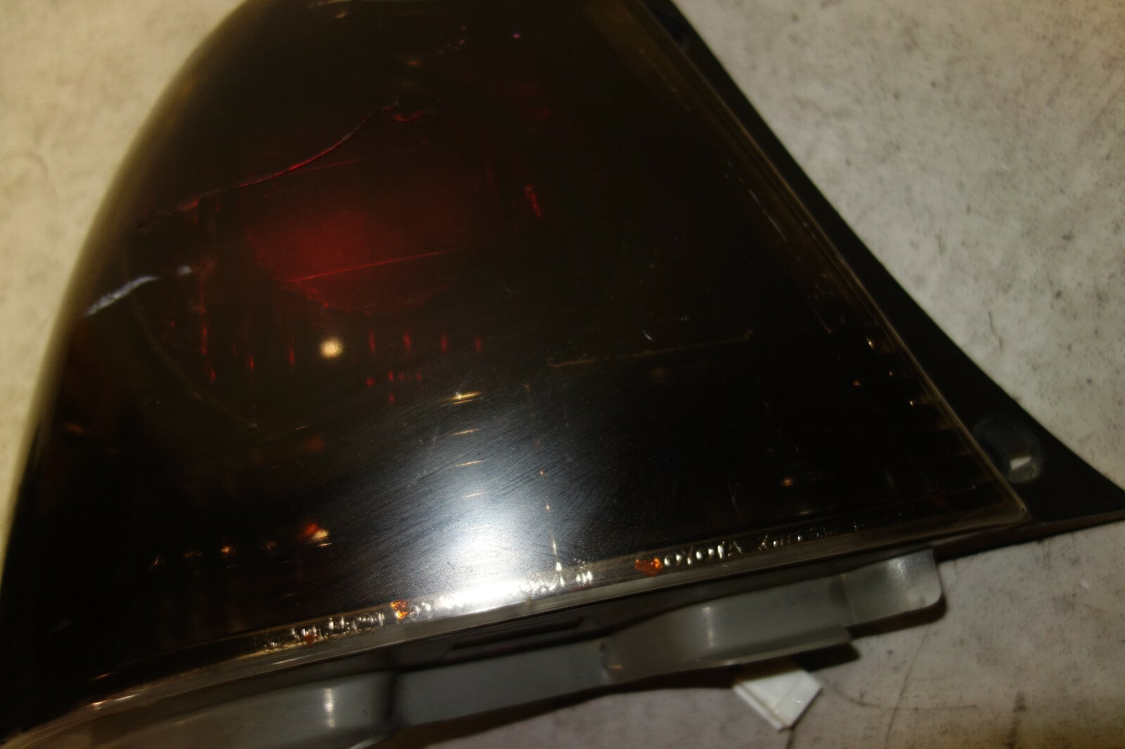 JDM 2001-2005 LEXUS IS300 TAIL LIGHTS TOYOTA ALTEZZA SXE10 TAIL LAMP