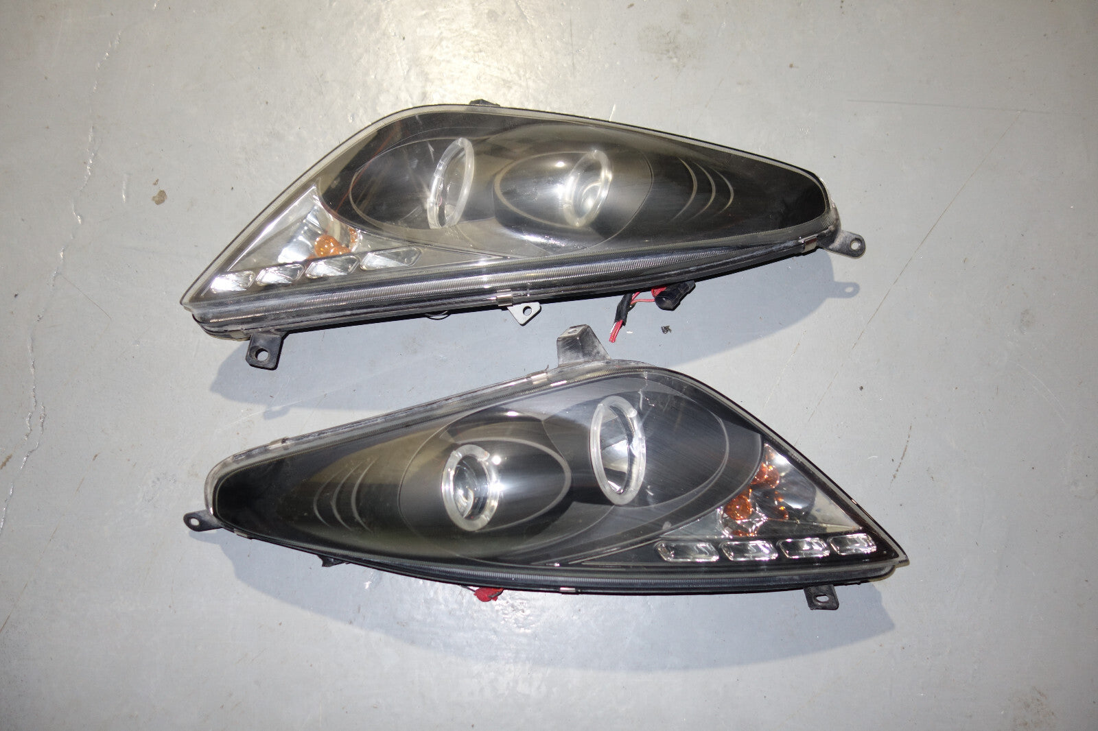 Toyota Celica Headlights Lights Head Lamps ZZT231 ZZT230 2000-2005 MF-1287