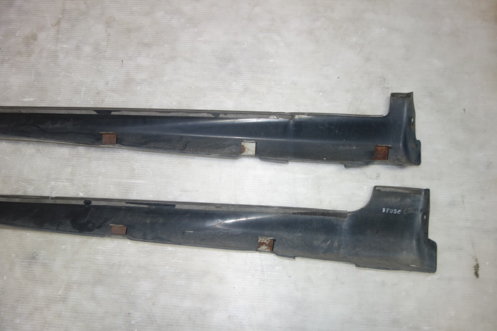 JDM Subaru Legacy B4 Optional Side Skirts Panels Be5 5dr 4dr Silver 2000-2004