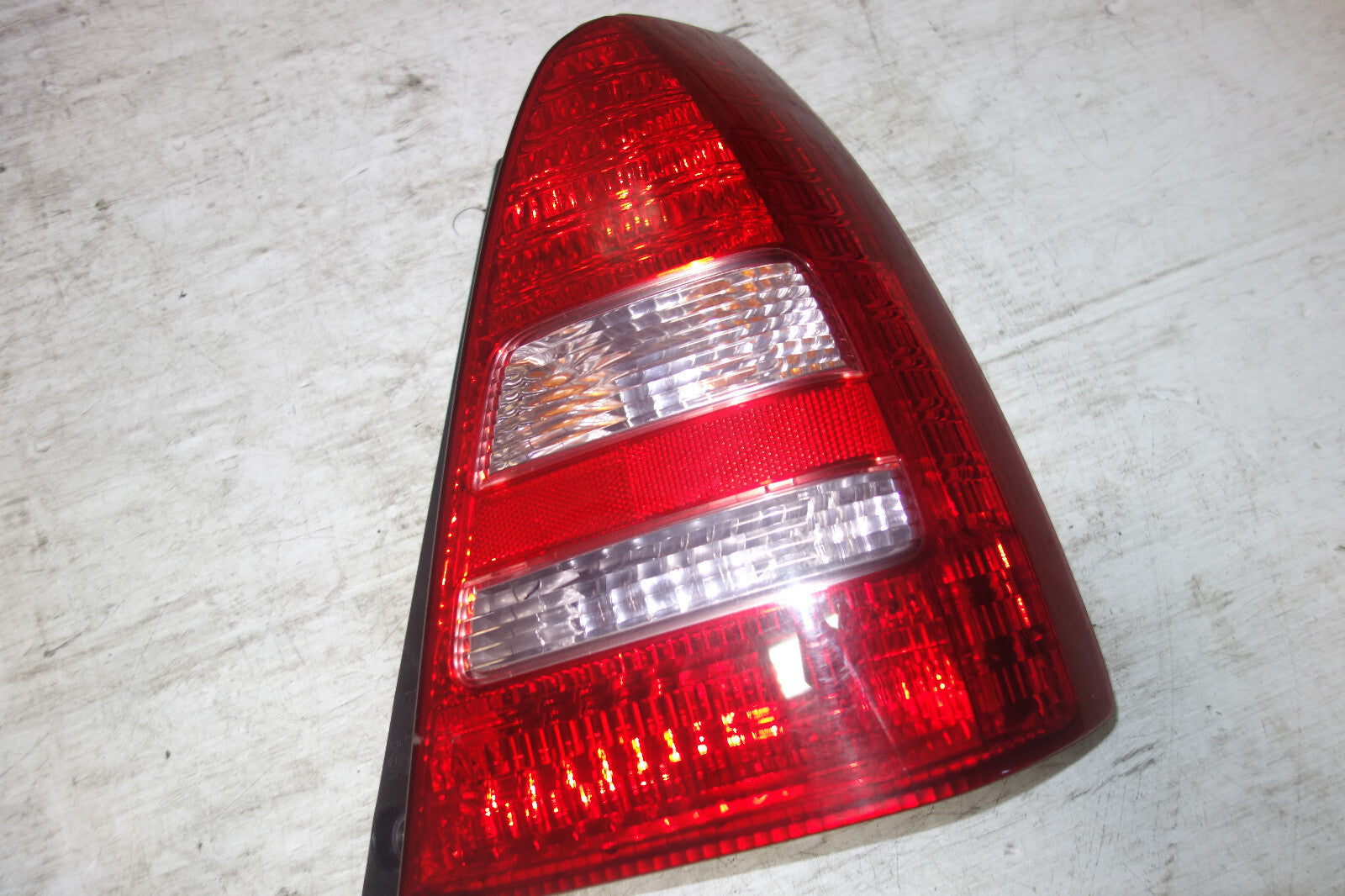 JDM Subaru Forester OEM Tail Lights Lamps Pair Right & Left JDM SG5 2003-2008