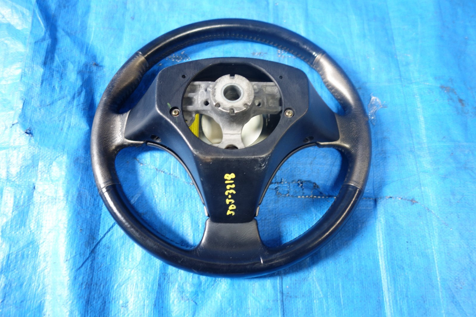 JDM Lexus IS300 / Altezza SXE10 OEM 3 Spoke Steering Wheel & Hub 2001-2005 #3218