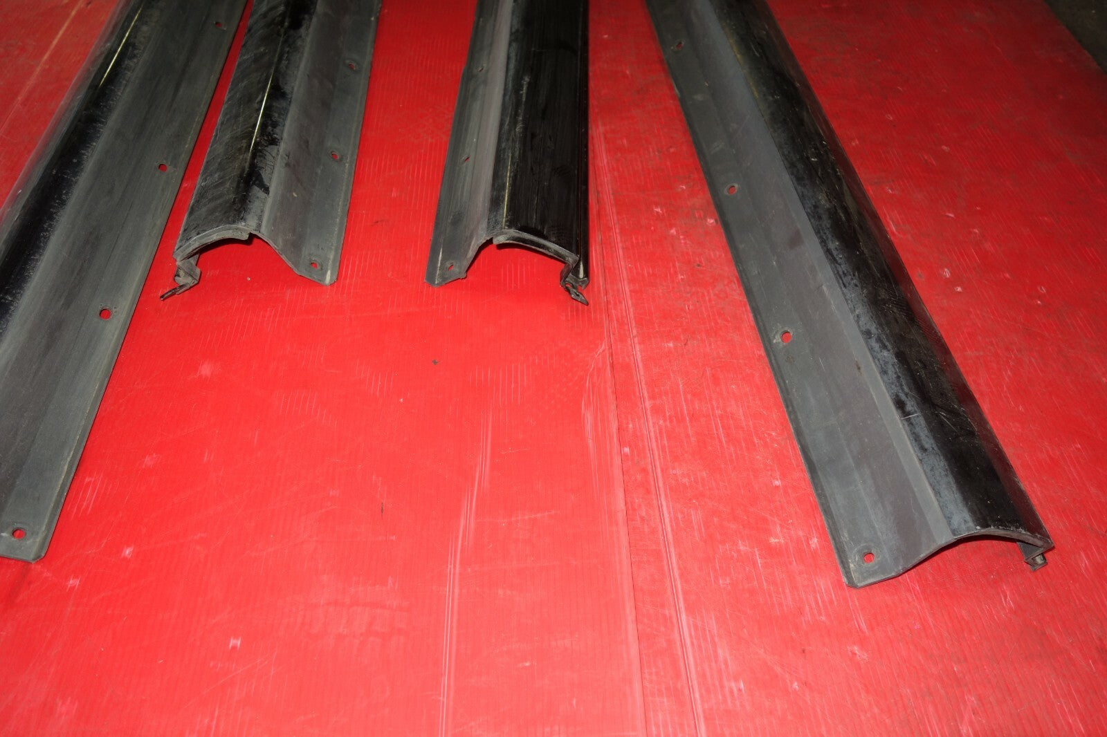 JDM Lexus GS300 GS400 GS430 OEM Stock Side Skirts Pair JZS161 1998-2005 #6301