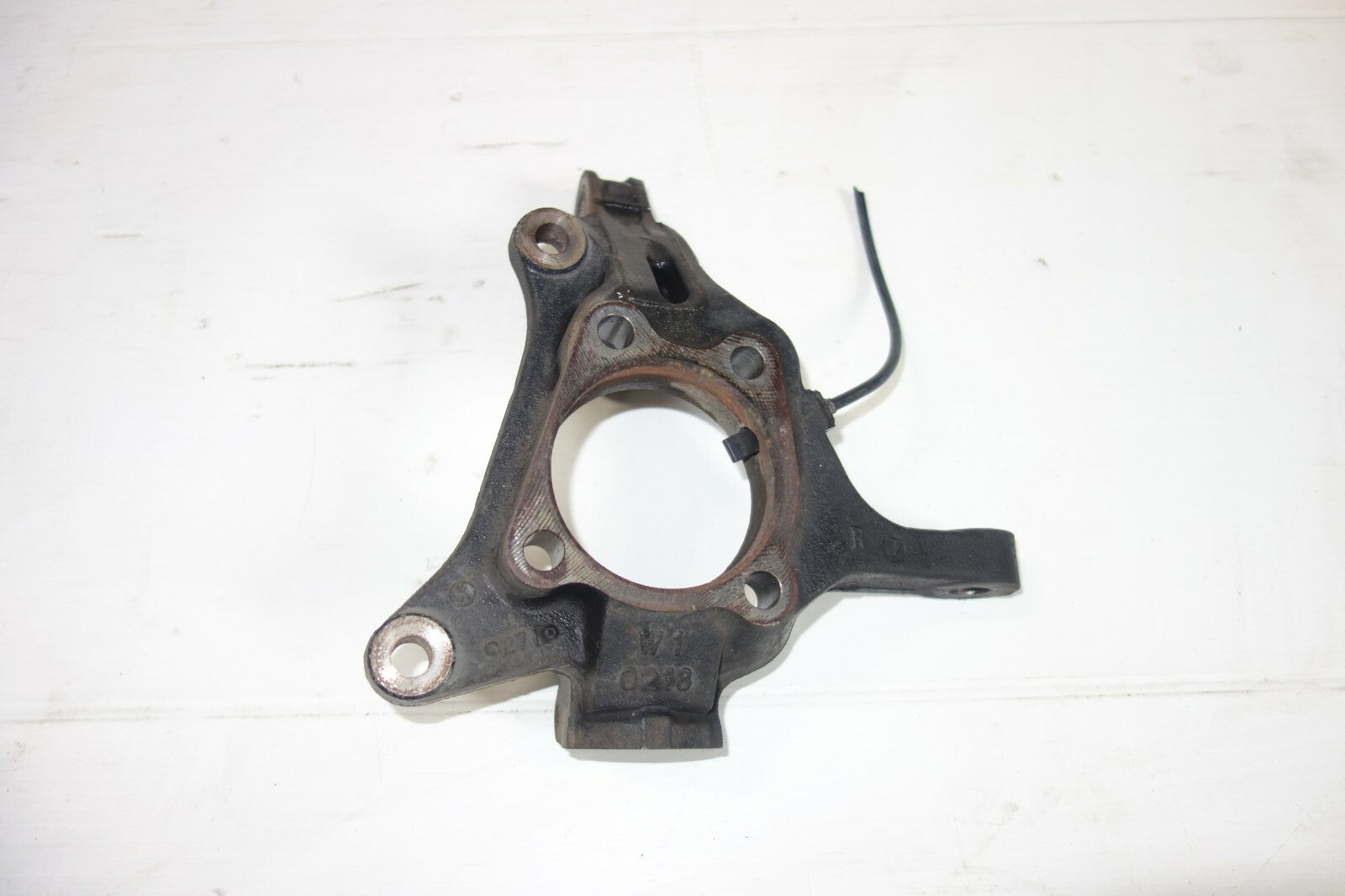 Subaru Legacy Knuckle Legacy Outback Knuckle Spindle Front OEM 2005-2014 L & R