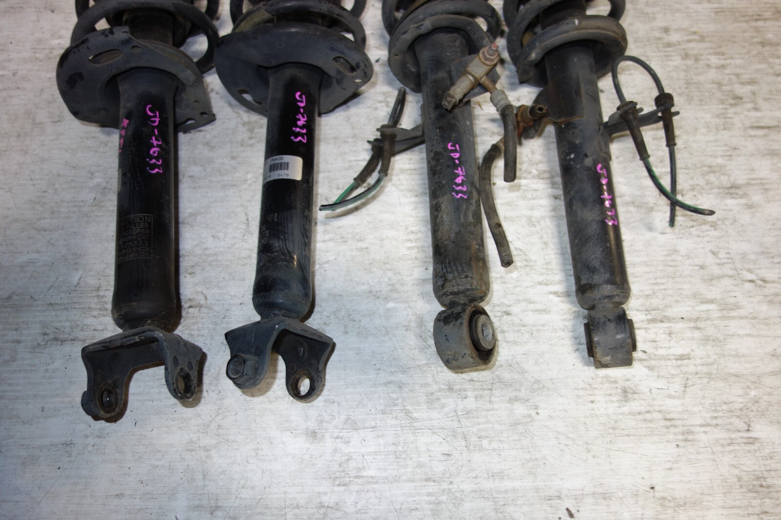 JDM GENUINE NISSAN FUGA KY51 OEM SHOCKS STRUTS FRONT & BACK SHOCKS STRUTS