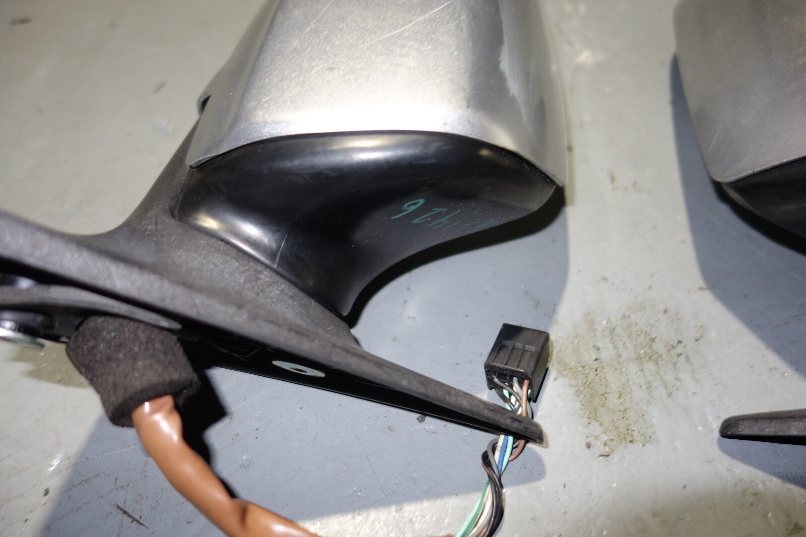JDM SUBARU FORESTER SG5 OEM POWER FOLDING MIRRORS OPTIONAL COVER AUTO FLIP 03-05