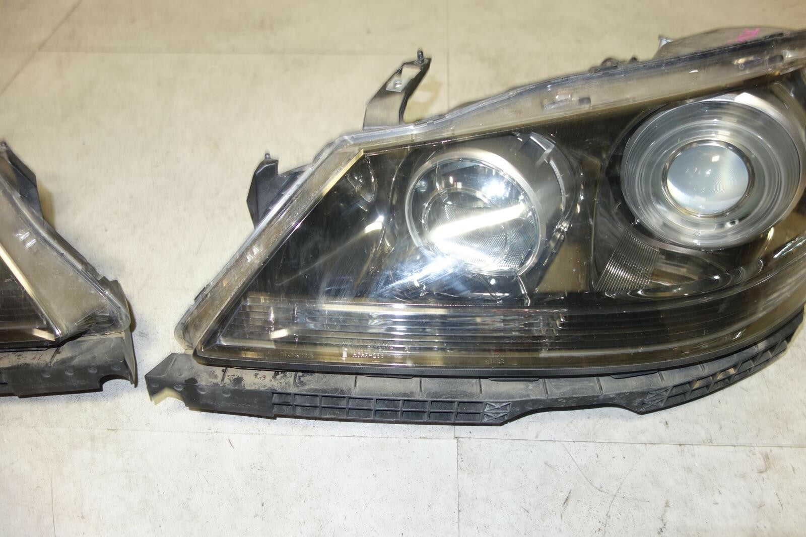 JDM Acura RL OEM Hid Clear Housing Headlights Lamps Head Lights Rare 2005-2008
